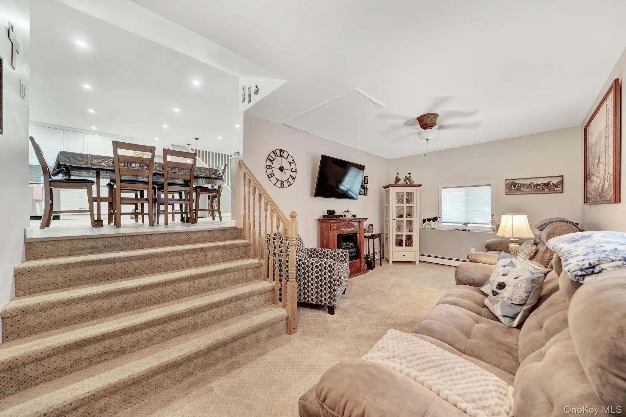 103 Queens Avenue, West Babylon, NY, 5 Bedrooms Bedrooms, 7 Rooms Rooms,3 BathroomsBathrooms,Residential,For Rent,Queens,0,1044550 103 Queens Avenue, West Babylon, NY, 5 Bedrooms Bedrooms, 7 Rooms Rooms,3 BathroomsBathrooms,Residential,For Rent,Queens,0,1044550