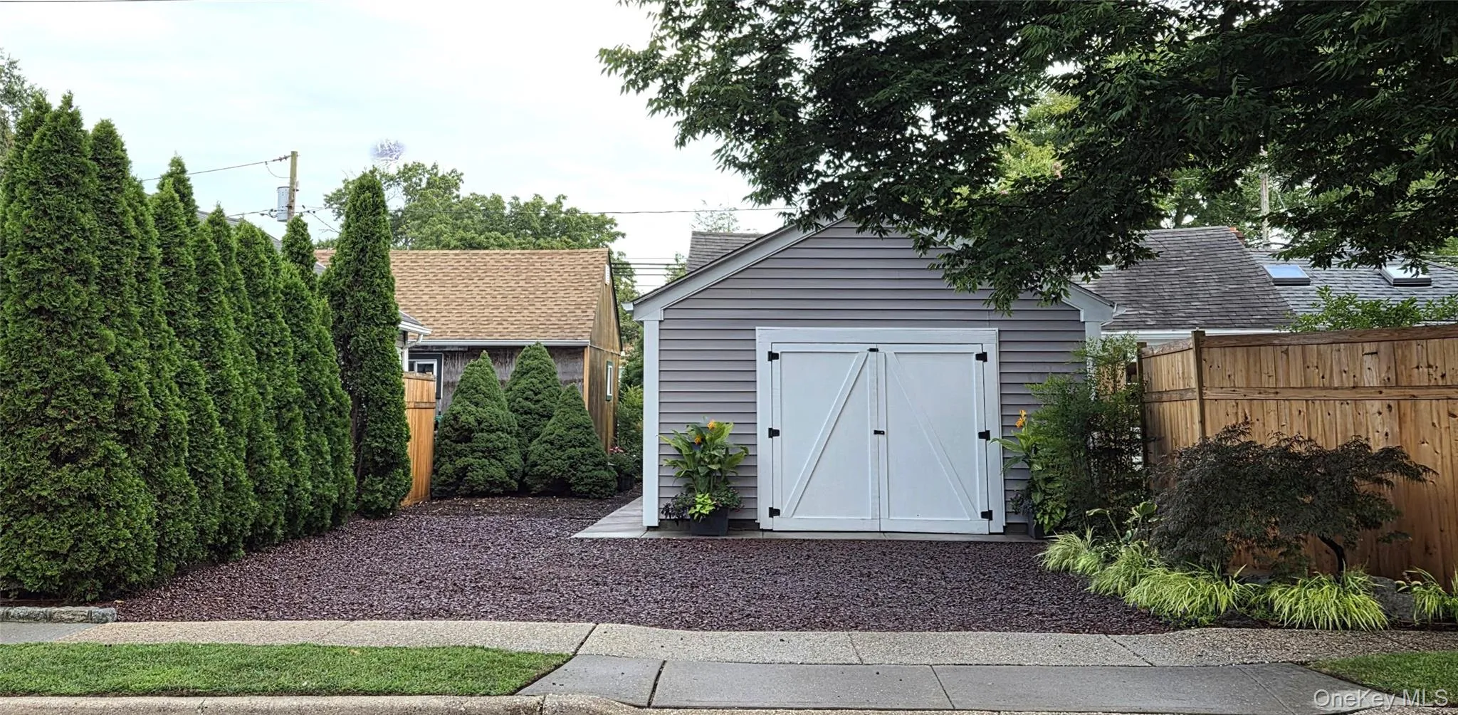 177 Drexel Avenue, North Hempstead, NY, 4 Bedrooms Bedrooms, 7 Rooms Rooms,2 BathroomsBathrooms,Residential,For Rent,Drexel,0,1044551 177 Drexel Avenue, North Hempstead, NY, 4 Bedrooms Bedrooms, 7 Rooms Rooms,2 BathroomsBathrooms,Residential,For Rent,Drexel,0,1044551