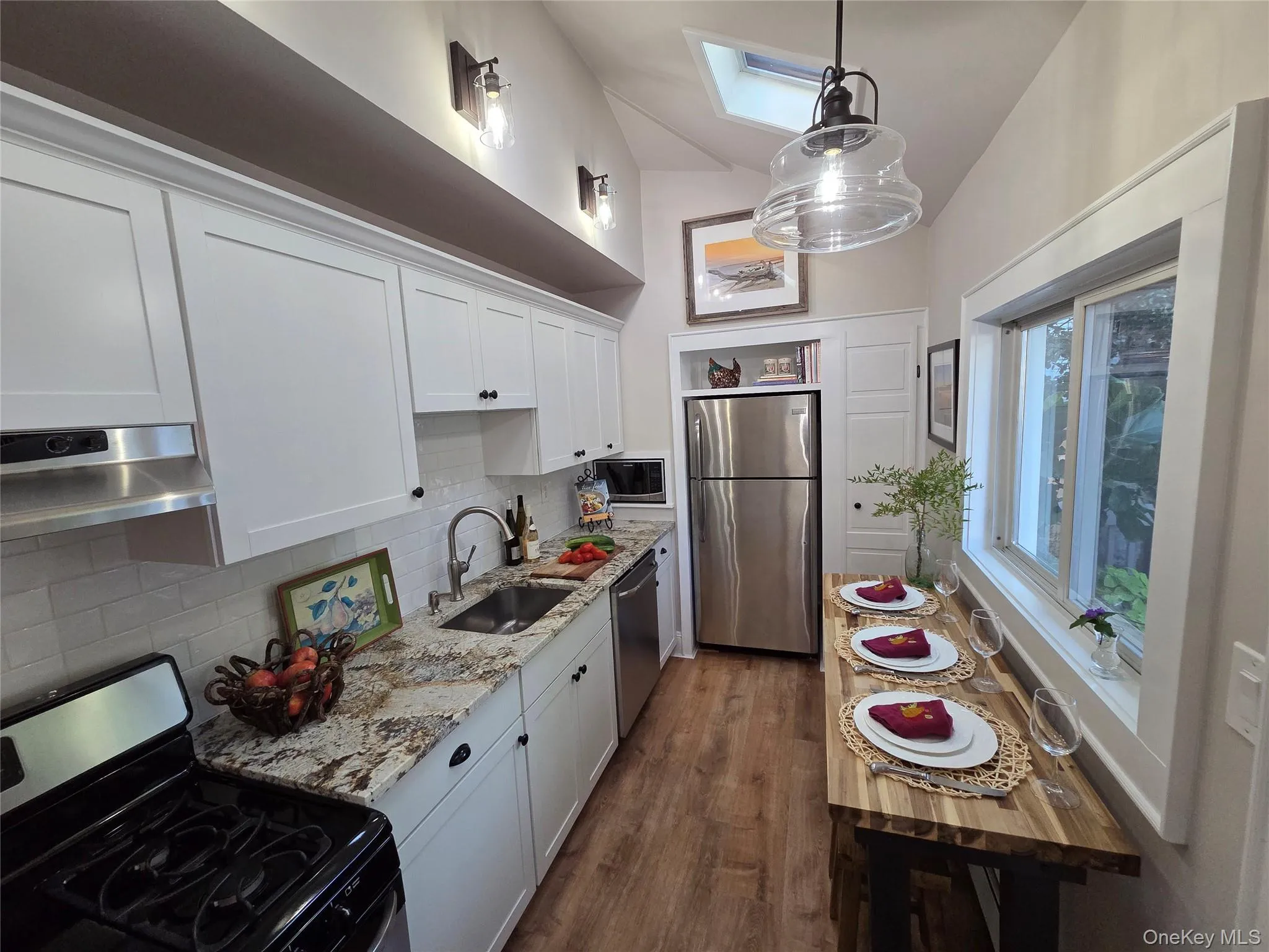 177 Drexel Avenue, North Hempstead, NY, 4 Bedrooms Bedrooms, 7 Rooms Rooms,2 BathroomsBathrooms,Residential,For Rent,Drexel,0,1044551 177 Drexel Avenue, North Hempstead, NY, 4 Bedrooms Bedrooms, 7 Rooms Rooms,2 BathroomsBathrooms,Residential,For Rent,Drexel,0,1044551