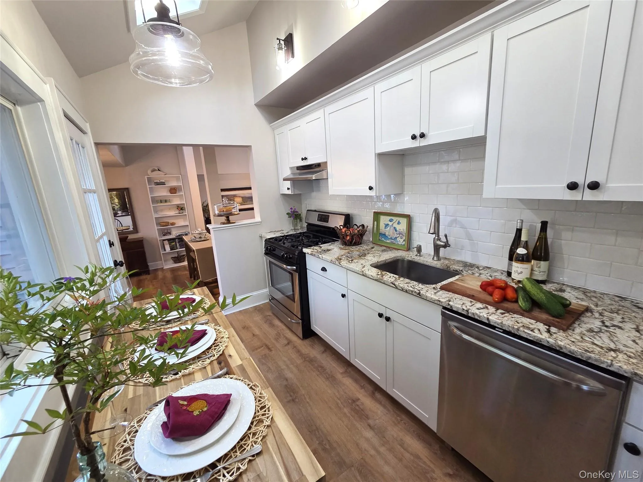 177 Drexel Avenue, North Hempstead, NY, 4 Bedrooms Bedrooms, 7 Rooms Rooms,2 BathroomsBathrooms,Residential,For Rent,Drexel,0,1044551 177 Drexel Avenue, North Hempstead, NY, 4 Bedrooms Bedrooms, 7 Rooms Rooms,2 BathroomsBathrooms,Residential,For Rent,Drexel,0,1044551
