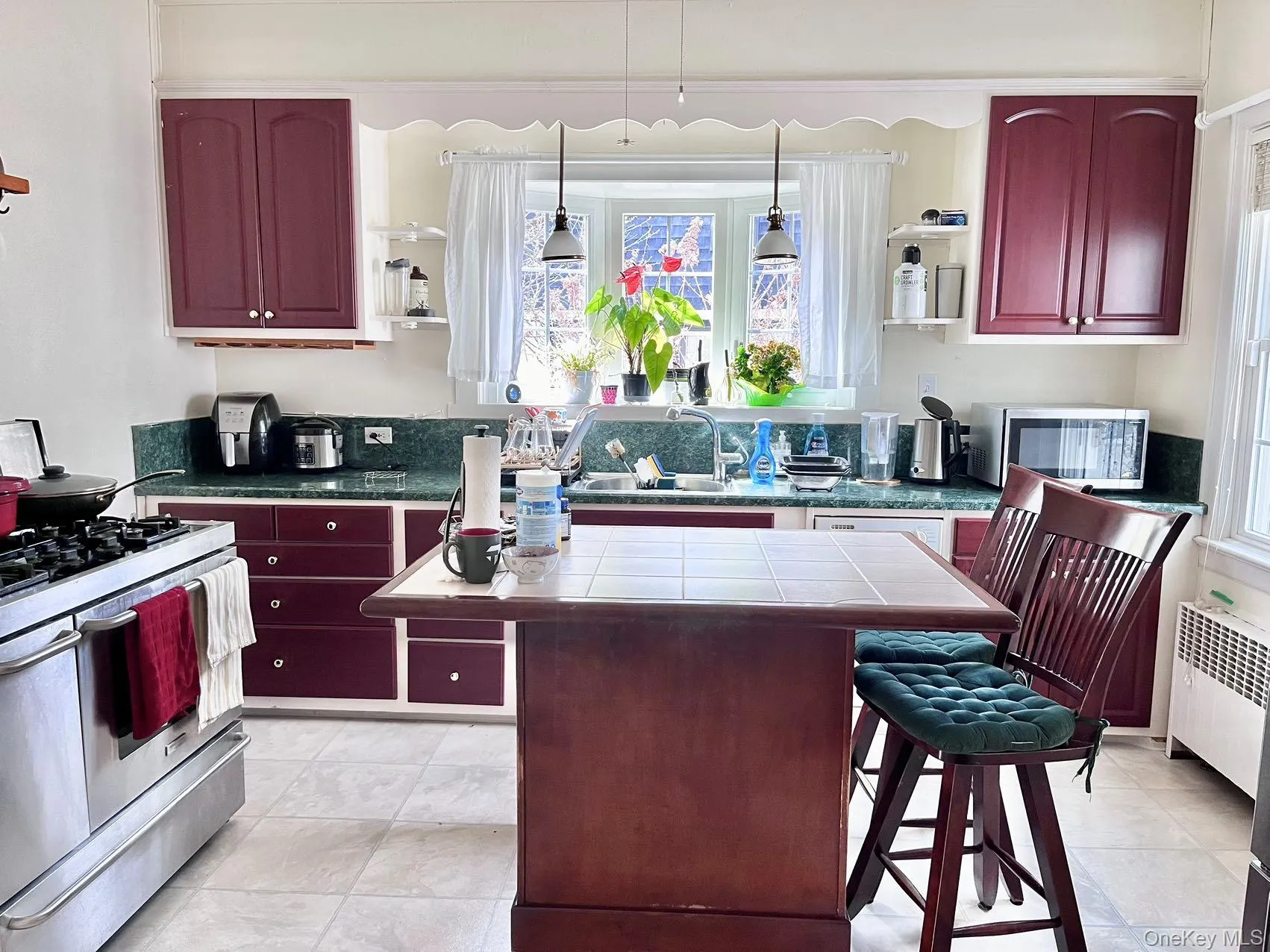 11 Pleassant Ave, White Plains, NY, 3 Bedrooms Bedrooms, 8 Rooms Rooms,1 BathroomBathrooms,Residential Lease,For Rent,Pleassant Ave,0,1044553 11 Pleassant Ave, White Plains, NY, 3 Bedrooms Bedrooms, 8 Rooms Rooms,1 BathroomBathrooms,Residential Lease,For Rent,Pleassant Ave,0,1044553