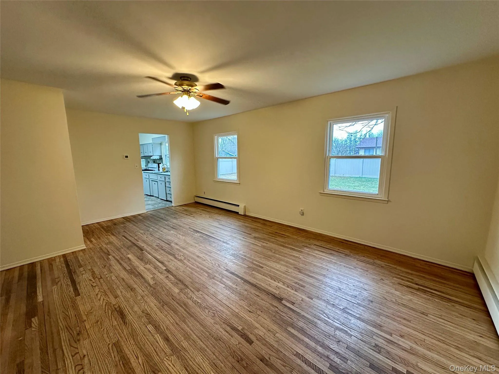 74 Clifton Place, Brookhaven, NY, 3 Bedrooms Bedrooms, 6 Rooms Rooms,1 BathroomBathrooms,Residential Lease,For Rent,Clifton,0,1044555 74 Clifton Place, Brookhaven, NY, 3 Bedrooms Bedrooms, 6 Rooms Rooms,1 BathroomBathrooms,Residential Lease,For Rent,Clifton,0,1044555