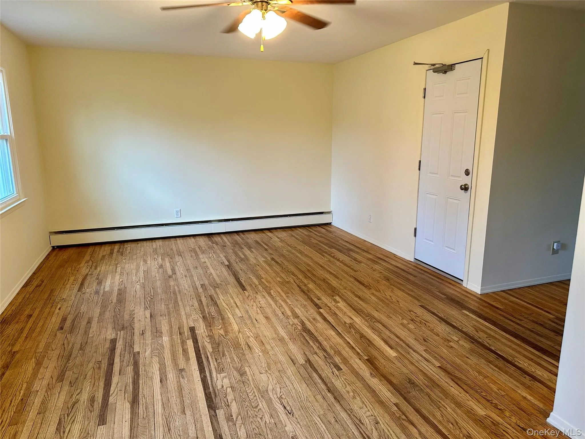 74 Clifton Place, Brookhaven, NY, 3 Bedrooms Bedrooms, 6 Rooms Rooms,1 BathroomBathrooms,Residential Lease,For Rent,Clifton,0,1044555 74 Clifton Place, Brookhaven, NY, 3 Bedrooms Bedrooms, 6 Rooms Rooms,1 BathroomBathrooms,Residential Lease,For Rent,Clifton,0,1044555