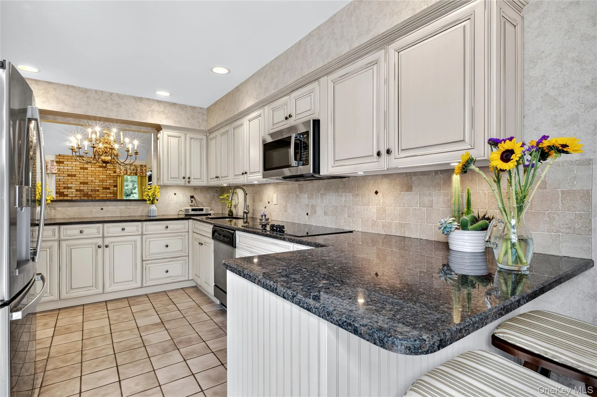 37 Woodland Drive, North Hempstead, NY, 3 Bedrooms Bedrooms, 7 Rooms Rooms,3 BathroomsBathrooms,Residential,For Rent,Woodland,0,1044558 37 Woodland Drive, North Hempstead, NY, 3 Bedrooms Bedrooms, 7 Rooms Rooms,3 BathroomsBathrooms,Residential,For Rent,Woodland,0,1044558