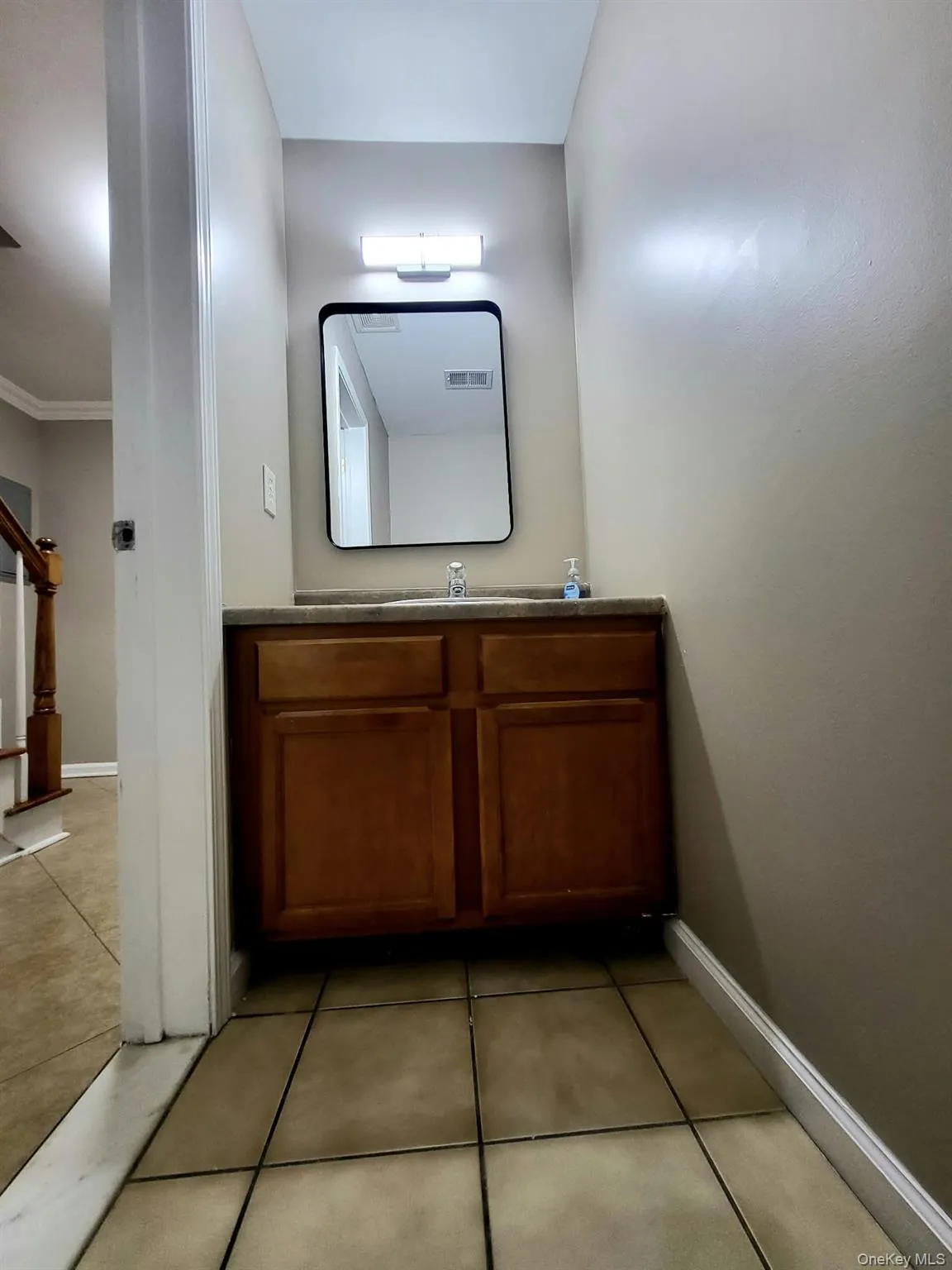 17 Blanchard Street, Middletown, NY, 3 Bedrooms Bedrooms, 6 Rooms Rooms,2 BathroomsBathrooms,Residential Lease,For Rent,Blanchard,0,1044568 17 Blanchard Street, Middletown, NY, 3 Bedrooms Bedrooms, 6 Rooms Rooms,2 BathroomsBathrooms,Residential Lease,For Rent,Blanchard,0,1044568