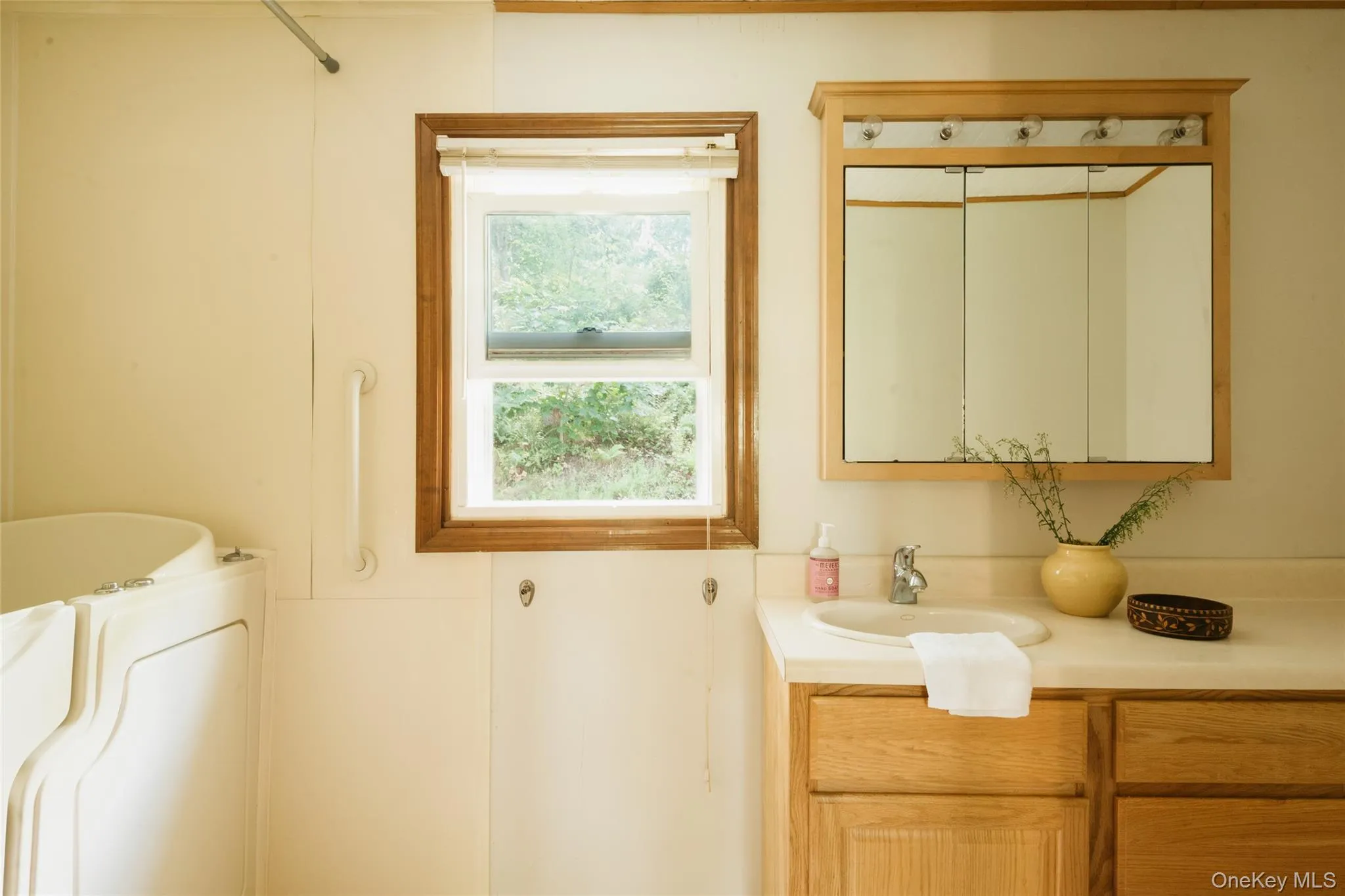90 Lake Amenia Road, Amenia, NY, 3 Bedrooms Bedrooms, 5 Rooms Rooms,2 BathroomsBathrooms,Residential,For Rent,Lake Amenia,0,1044571 90 Lake Amenia Road, Amenia, NY, 3 Bedrooms Bedrooms, 5 Rooms Rooms,2 BathroomsBathrooms,Residential,For Rent,Lake Amenia,0,1044571