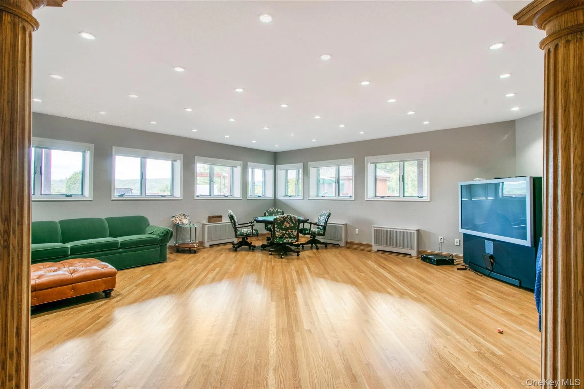 941 Starlight Road, Thompson, NY, 12 Bedrooms Bedrooms, 25 Rooms Rooms,10 BathroomsBathrooms,Residential,For Rent,Starlight,0,1044572 941 Starlight Road, Thompson, NY, 12 Bedrooms Bedrooms, 25 Rooms Rooms,10 BathroomsBathrooms,Residential,For Rent,Starlight,0,1044572