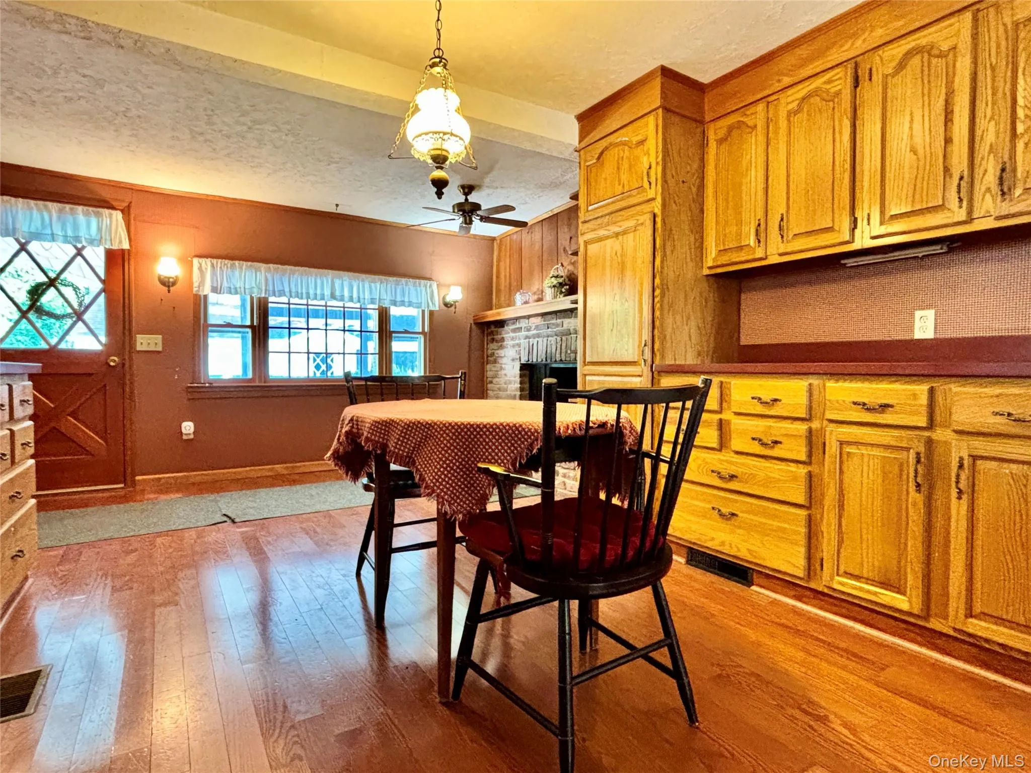 193 Main Street, Delhi, NY, 3 Bedrooms Bedrooms, 9 Rooms Rooms,1 BathroomBathrooms,Residential,For Rent,Main,0,1044576 193 Main Street, Delhi, NY, 3 Bedrooms Bedrooms, 9 Rooms Rooms,1 BathroomBathrooms,Residential,For Rent,Main,0,1044576