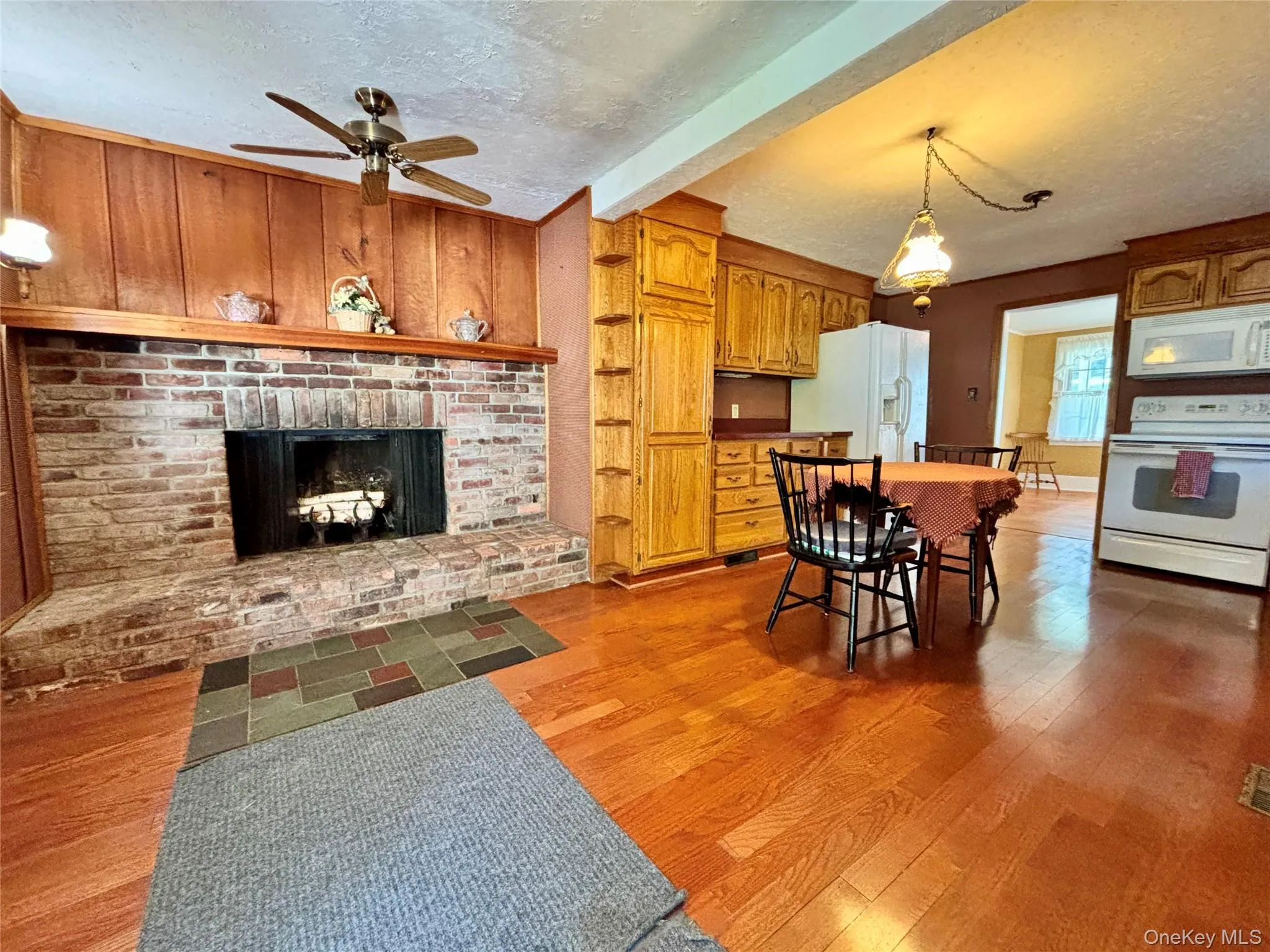 193 Main Street, Delhi, NY, 3 Bedrooms Bedrooms, 9 Rooms Rooms,1 BathroomBathrooms,Residential,For Rent,Main,0,1044576 193 Main Street, Delhi, NY, 3 Bedrooms Bedrooms, 9 Rooms Rooms,1 BathroomBathrooms,Residential,For Rent,Main,0,1044576