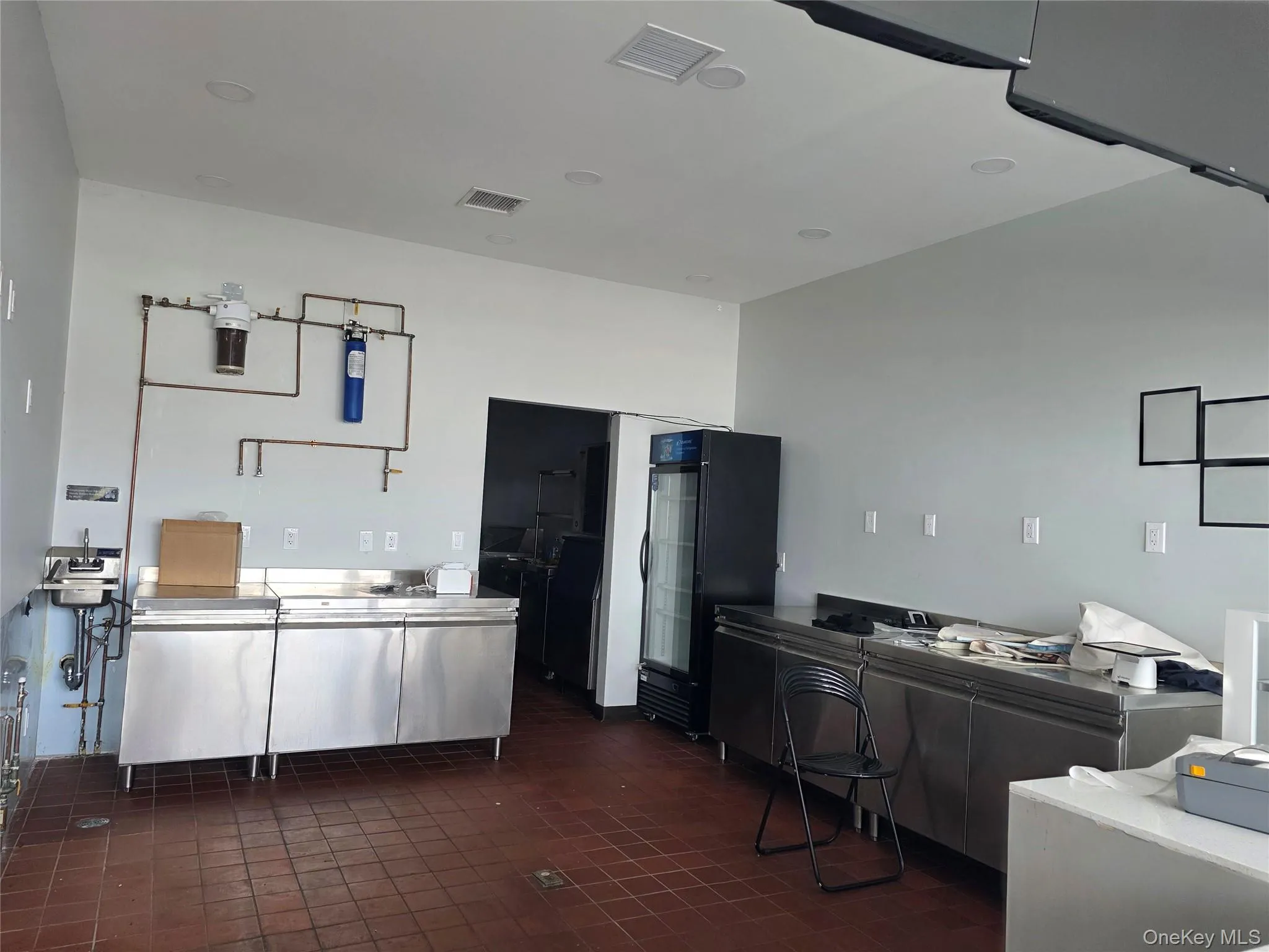 1024 Beech Street, Long Beach, NY, ,Commercial Lease,For Rent,Beech,0,1044578 1024 Beech Street, Long Beach, NY, ,Commercial Lease,For Rent,Beech,0,1044578