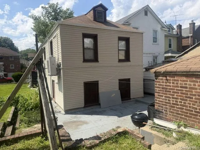 4428 Wilder Avenue, New York, NY, 4 Bedrooms Bedrooms, 8 Rooms Rooms,2 BathroomsBathrooms,Residential,For Rent,Wilder,0,1044581 4428 Wilder Avenue, New York, NY, 4 Bedrooms Bedrooms, 8 Rooms Rooms,2 BathroomsBathrooms,Residential,For Rent,Wilder,0,1044581