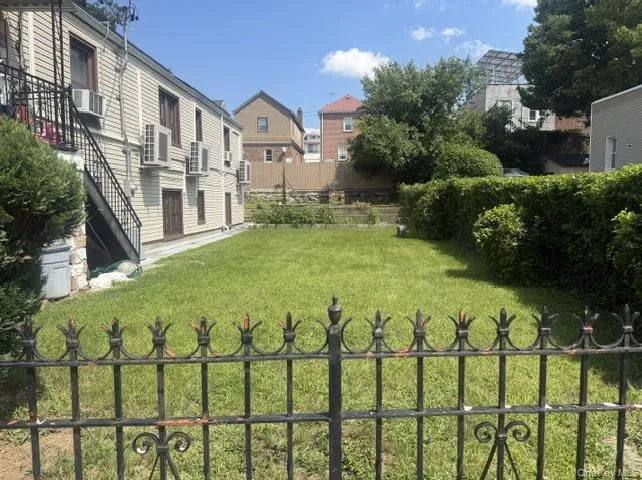 4428 Wilder Avenue, New York, NY, 4 Bedrooms Bedrooms, 8 Rooms Rooms,2 BathroomsBathrooms,Residential,For Rent,Wilder,0,1044581 4428 Wilder Avenue, New York, NY, 4 Bedrooms Bedrooms, 8 Rooms Rooms,2 BathroomsBathrooms,Residential,For Rent,Wilder,0,1044581
