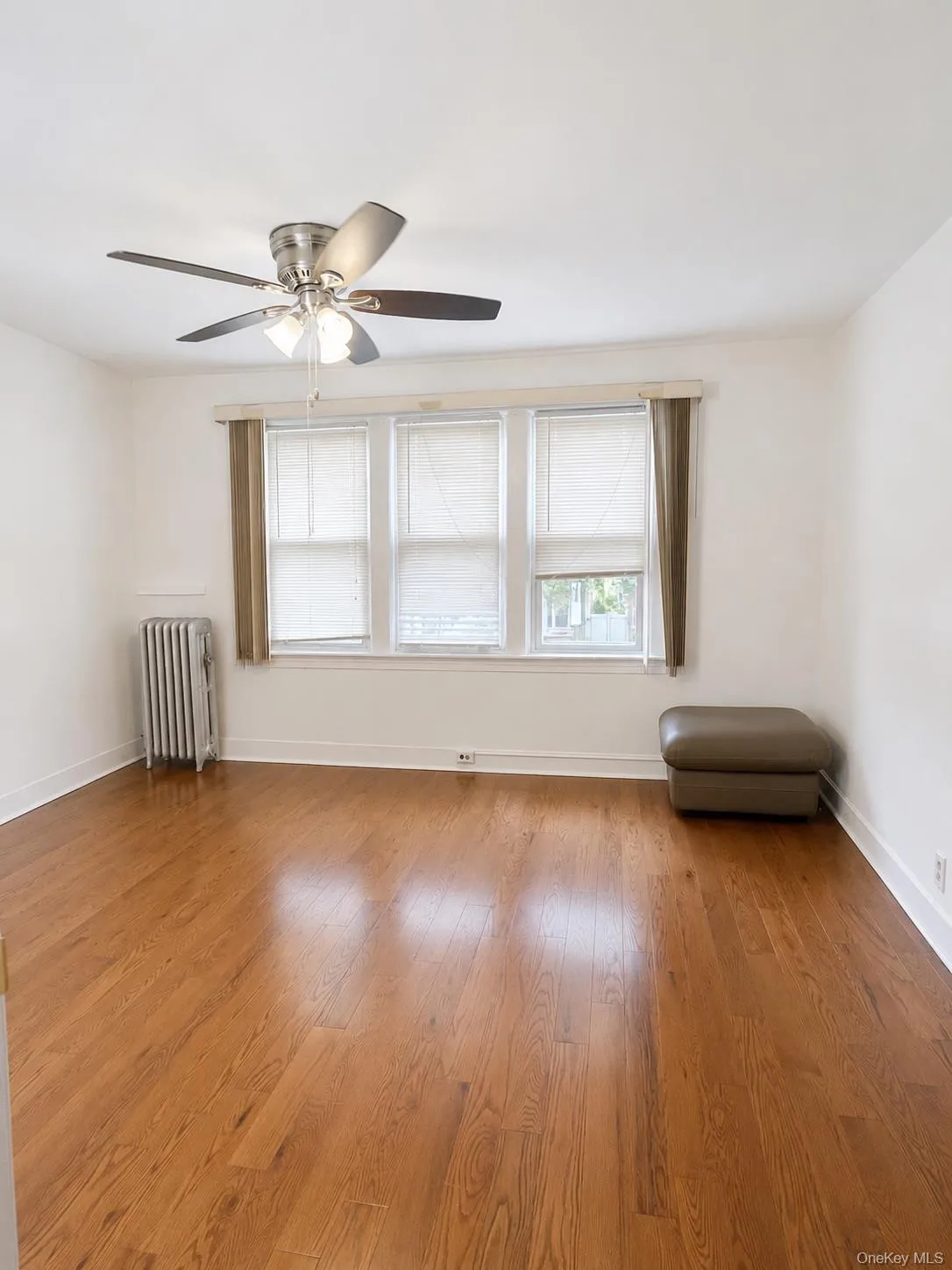 8815 215th Street, New York, NY, 2 Bedrooms Bedrooms, 5 Rooms Rooms,1 BathroomBathrooms,Residential Lease,For Rent,215th,0,1044584 8815 215th Street, New York, NY, 2 Bedrooms Bedrooms, 5 Rooms Rooms,1 BathroomBathrooms,Residential Lease,For Rent,215th,0,1044584