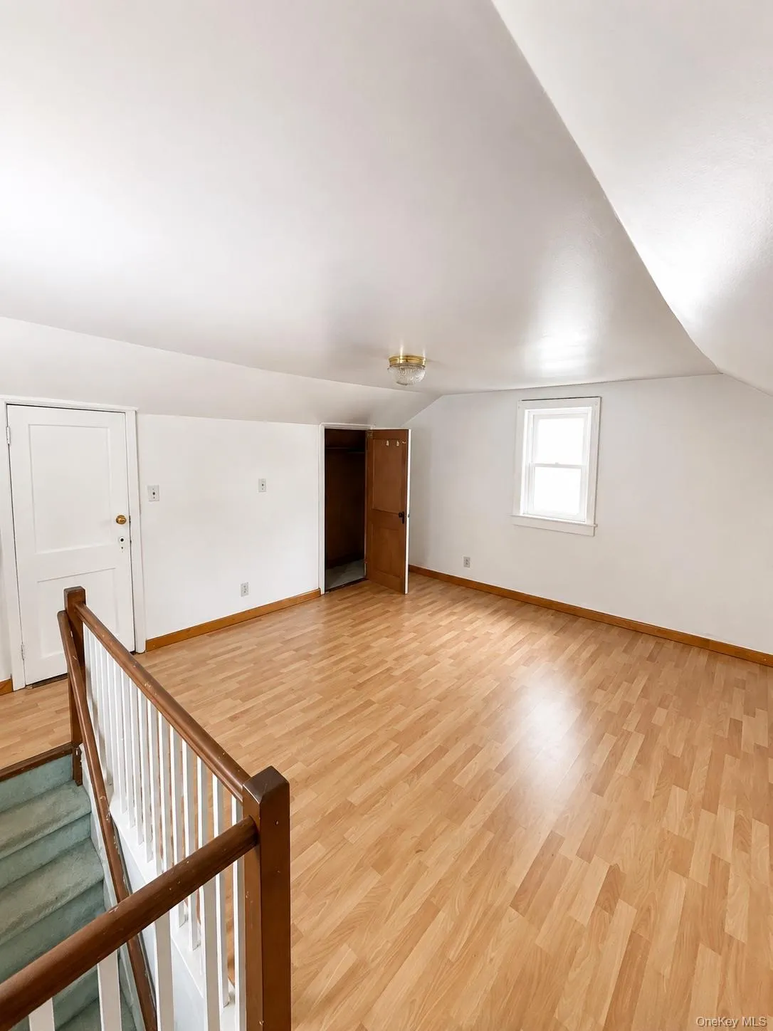 8815 215th Street, New York, NY, 2 Bedrooms Bedrooms, 5 Rooms Rooms,1 BathroomBathrooms,Residential Lease,For Rent,215th,0,1044584 8815 215th Street, New York, NY, 2 Bedrooms Bedrooms, 5 Rooms Rooms,1 BathroomBathrooms,Residential Lease,For Rent,215th,0,1044584