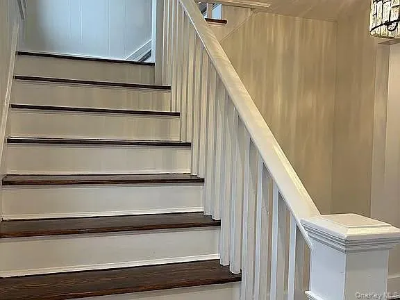 Stairway to 2nd floor Stairway to 2nd floor
