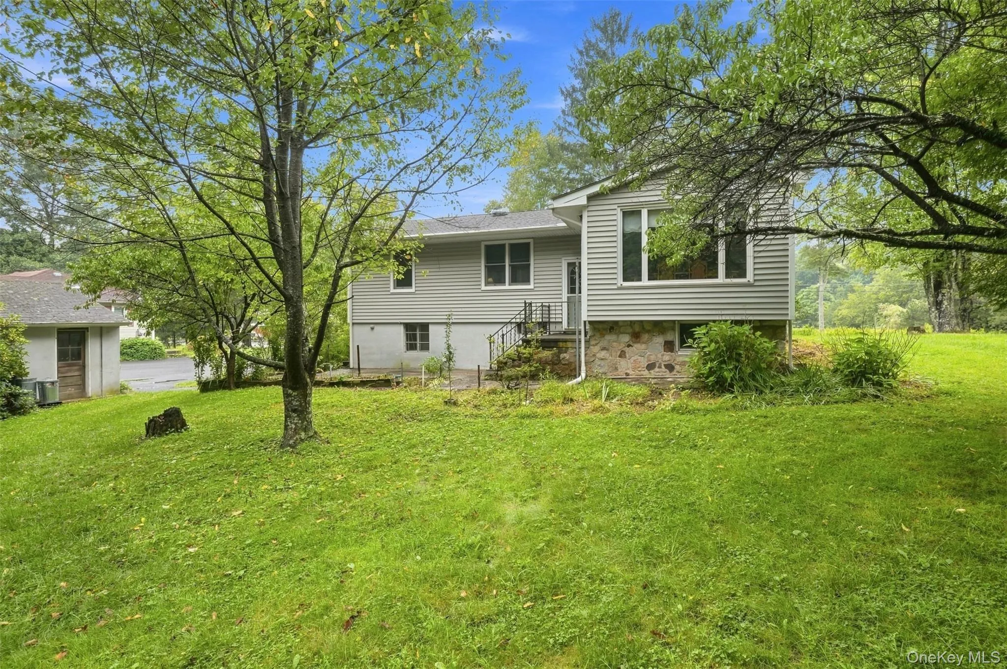 31 Red Barn Road, Shawangunk, NY, 3 Bedrooms Bedrooms, 7 Rooms Rooms,1 BathroomBathrooms,Residential,For Rent,Red Barn,0,1044592 31 Red Barn Road, Shawangunk, NY, 3 Bedrooms Bedrooms, 7 Rooms Rooms,1 BathroomBathrooms,Residential,For Rent,Red Barn,0,1044592
