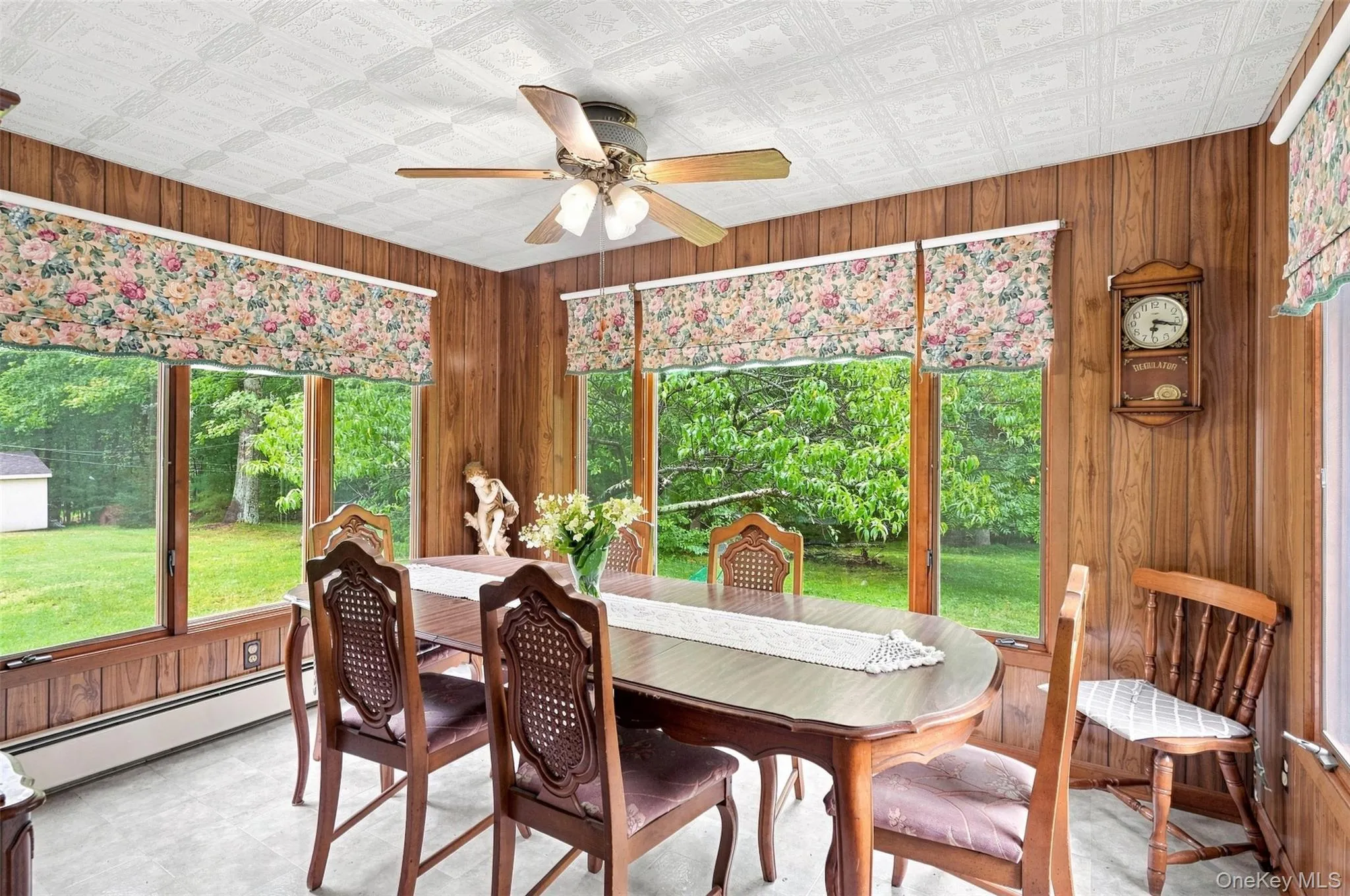 31 Red Barn Road, Shawangunk, NY, 3 Bedrooms Bedrooms, 7 Rooms Rooms,1 BathroomBathrooms,Residential,For Rent,Red Barn,0,1044592 31 Red Barn Road, Shawangunk, NY, 3 Bedrooms Bedrooms, 7 Rooms Rooms,1 BathroomBathrooms,Residential,For Rent,Red Barn,0,1044592