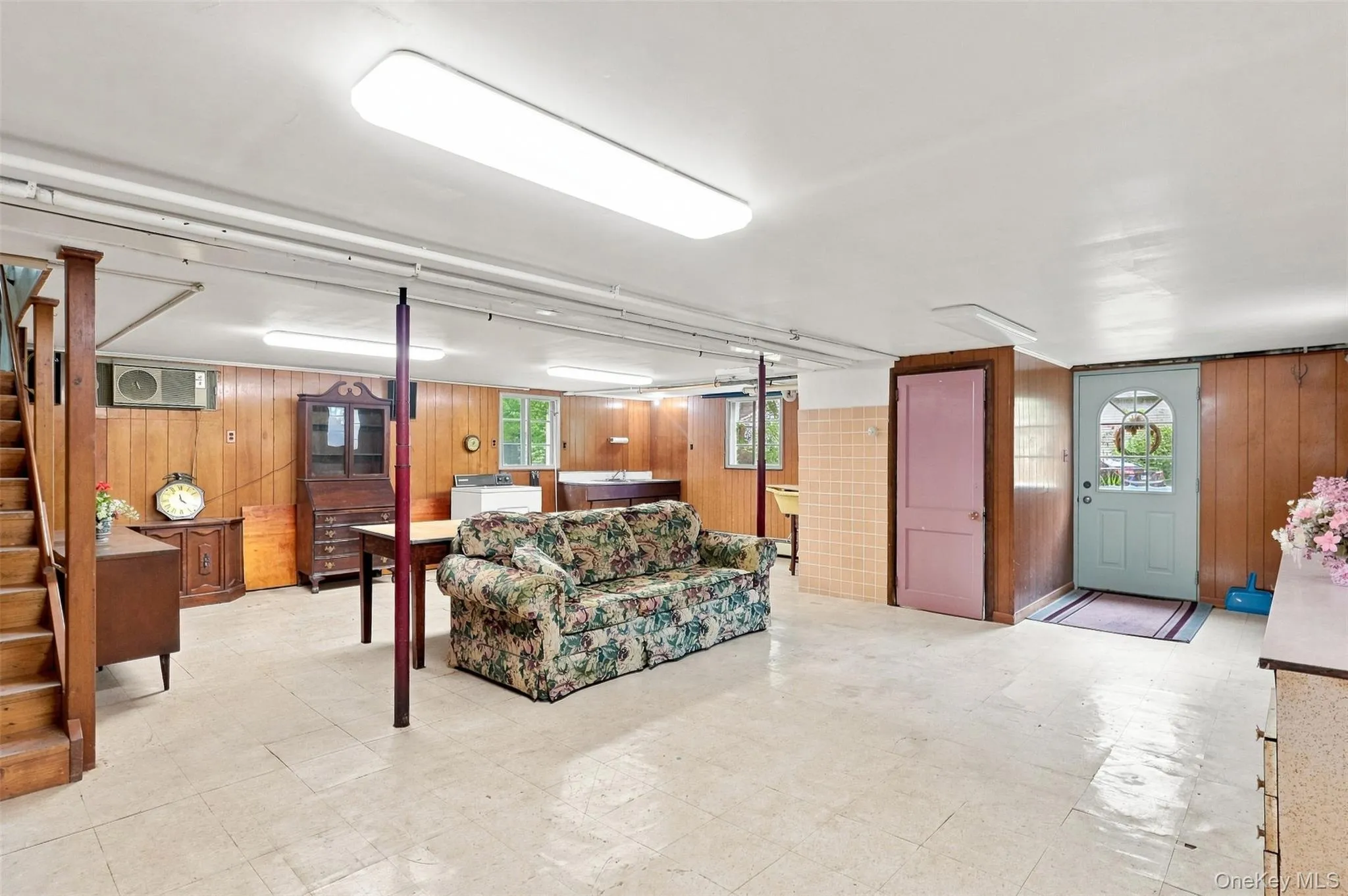 31 Red Barn Road, Shawangunk, NY, 3 Bedrooms Bedrooms, 7 Rooms Rooms,1 BathroomBathrooms,Residential,For Rent,Red Barn,0,1044592 31 Red Barn Road, Shawangunk, NY, 3 Bedrooms Bedrooms, 7 Rooms Rooms,1 BathroomBathrooms,Residential,For Rent,Red Barn,0,1044592