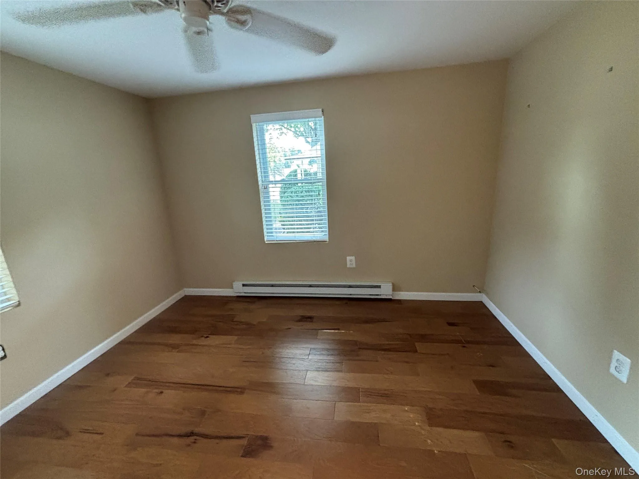 103 West Lane, Riverhead, NY, 3 Bedrooms Bedrooms, 7 Rooms Rooms,2 BathroomsBathrooms,Residential,For Rent,West,0,1044594 103 West Lane, Riverhead, NY, 3 Bedrooms Bedrooms, 7 Rooms Rooms,2 BathroomsBathrooms,Residential,For Rent,West,0,1044594