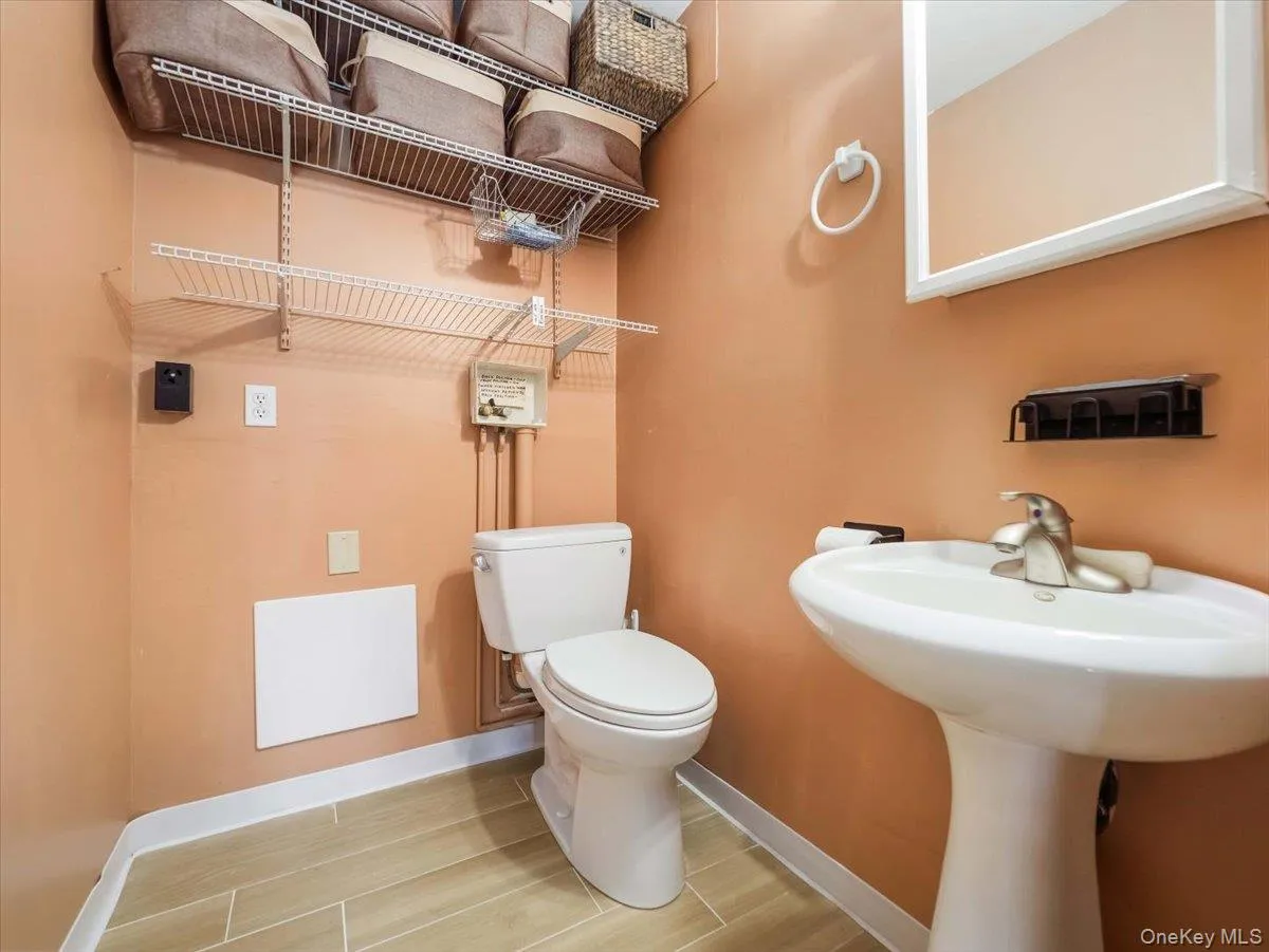 139 Sterling Street, Beacon, NY, 2 Bedrooms Bedrooms, 5 Rooms Rooms,1 BathroomBathrooms,Residential,For Rent,Sterling,0,1044597 139 Sterling Street, Beacon, NY, 2 Bedrooms Bedrooms, 5 Rooms Rooms,1 BathroomBathrooms,Residential,For Rent,Sterling,0,1044597
