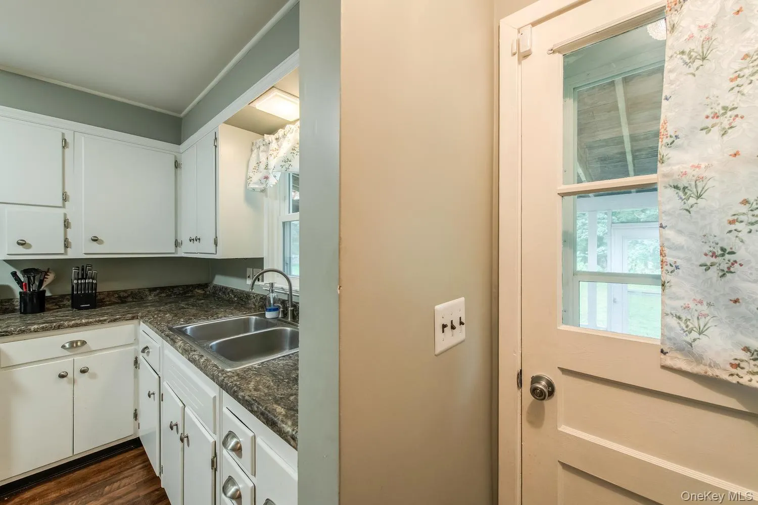 64 Alda Drive, Poughkeepsie (town), NY, 3 Bedrooms Bedrooms, 6 Rooms Rooms,1 BathroomBathrooms,Residential,For Rent,Alda,0,1044603 64 Alda Drive, Poughkeepsie (town), NY, 3 Bedrooms Bedrooms, 6 Rooms Rooms,1 BathroomBathrooms,Residential,For Rent,Alda,0,1044603