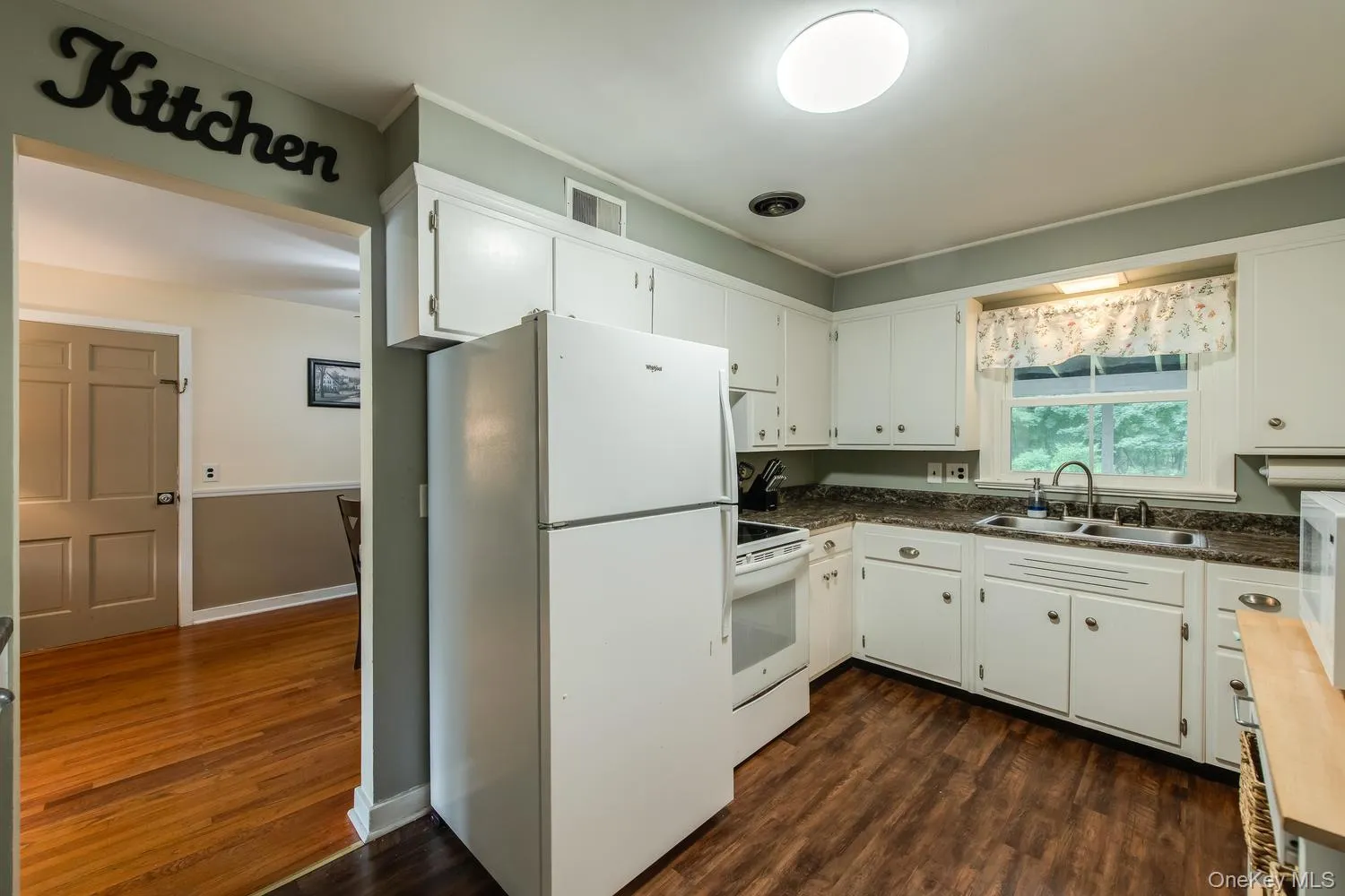 64 Alda Drive, Poughkeepsie (town), NY, 3 Bedrooms Bedrooms, 6 Rooms Rooms,1 BathroomBathrooms,Residential,For Rent,Alda,0,1044603 64 Alda Drive, Poughkeepsie (town), NY, 3 Bedrooms Bedrooms, 6 Rooms Rooms,1 BathroomBathrooms,Residential,For Rent,Alda,0,1044603
