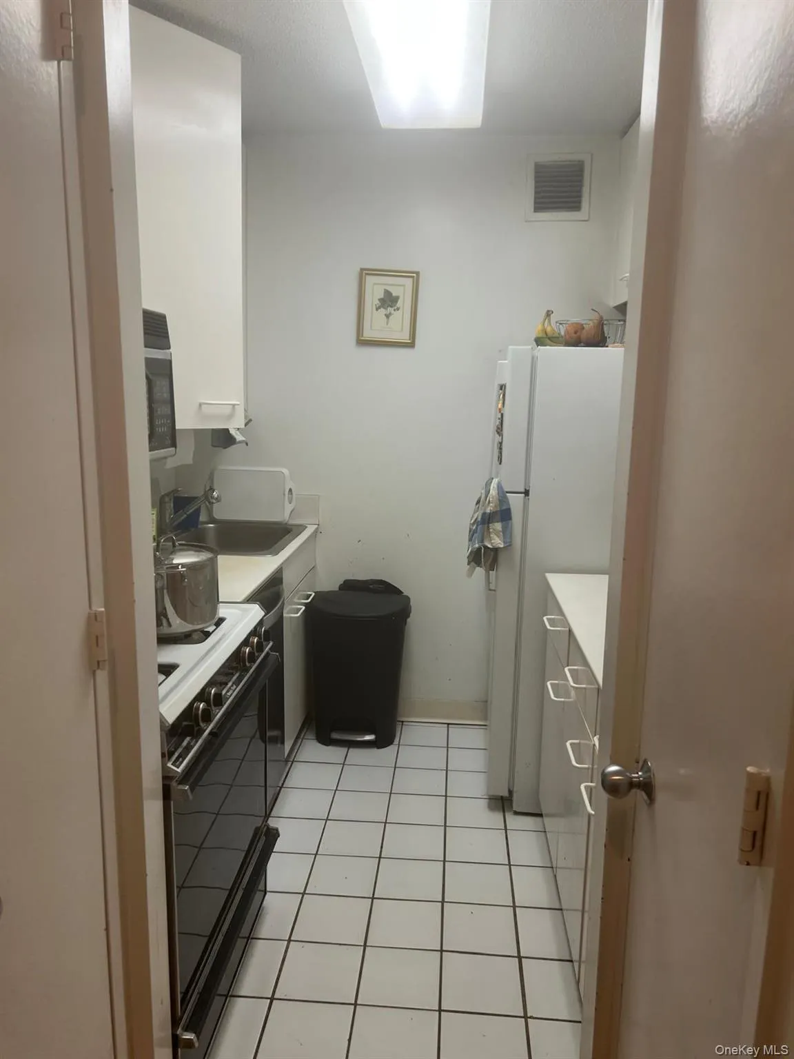 330 38th Street, New York, NY, 1 Bedroom Bedrooms, 4 Rooms Rooms,1 BathroomBathrooms,Residential Lease,For Rent,38th,0,1044608 330 38th Street, New York, NY, 1 Bedroom Bedrooms, 4 Rooms Rooms,1 BathroomBathrooms,Residential Lease,For Rent,38th,0,1044608