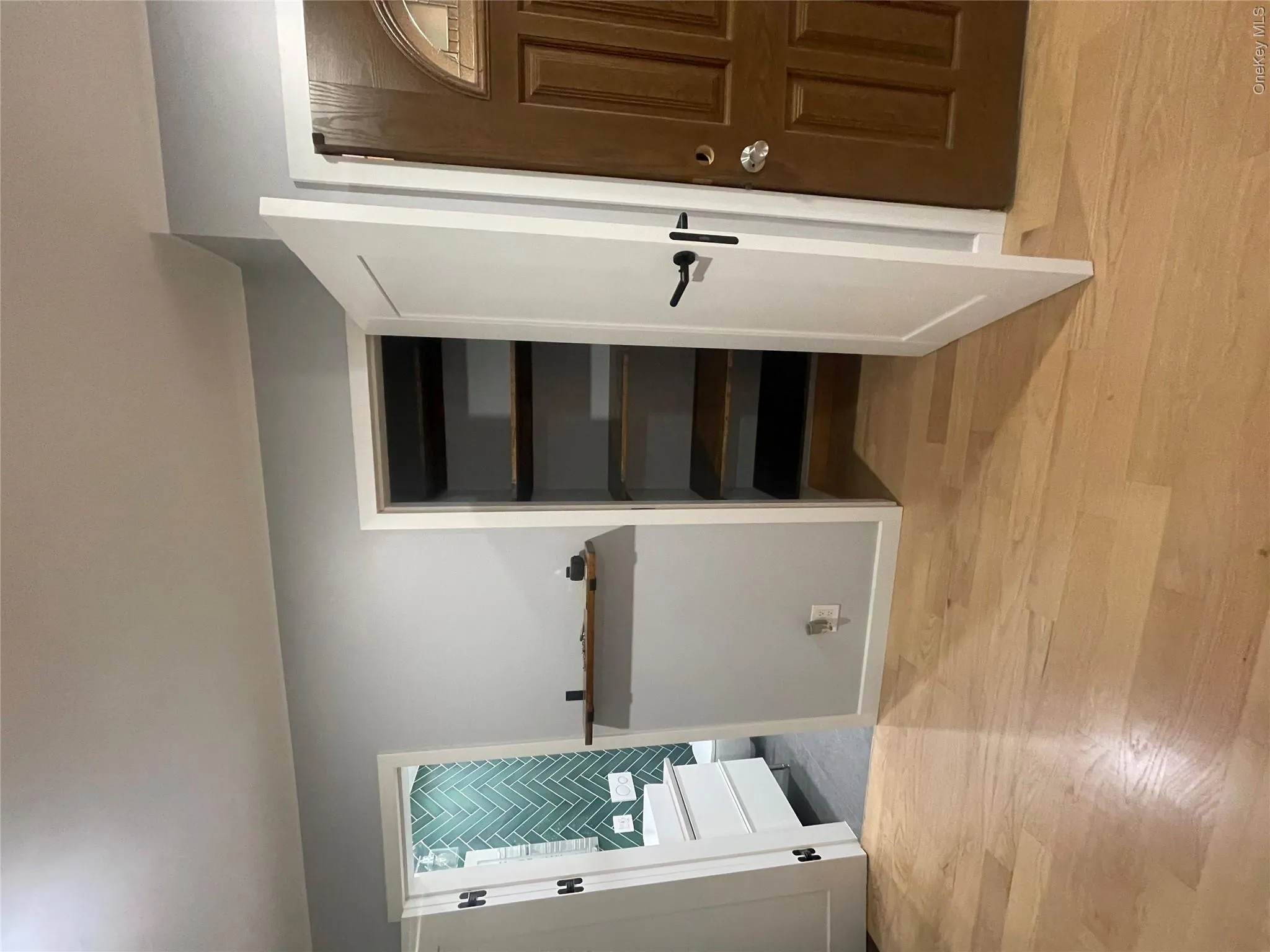 6160 56th Street, New York, NY, 2 Bedrooms Bedrooms, 4 Rooms Rooms,1 BathroomBathrooms,Residential Lease,For Rent,56th,0,1044609 6160 56th Street, New York, NY, 2 Bedrooms Bedrooms, 4 Rooms Rooms,1 BathroomBathrooms,Residential Lease,For Rent,56th,0,1044609