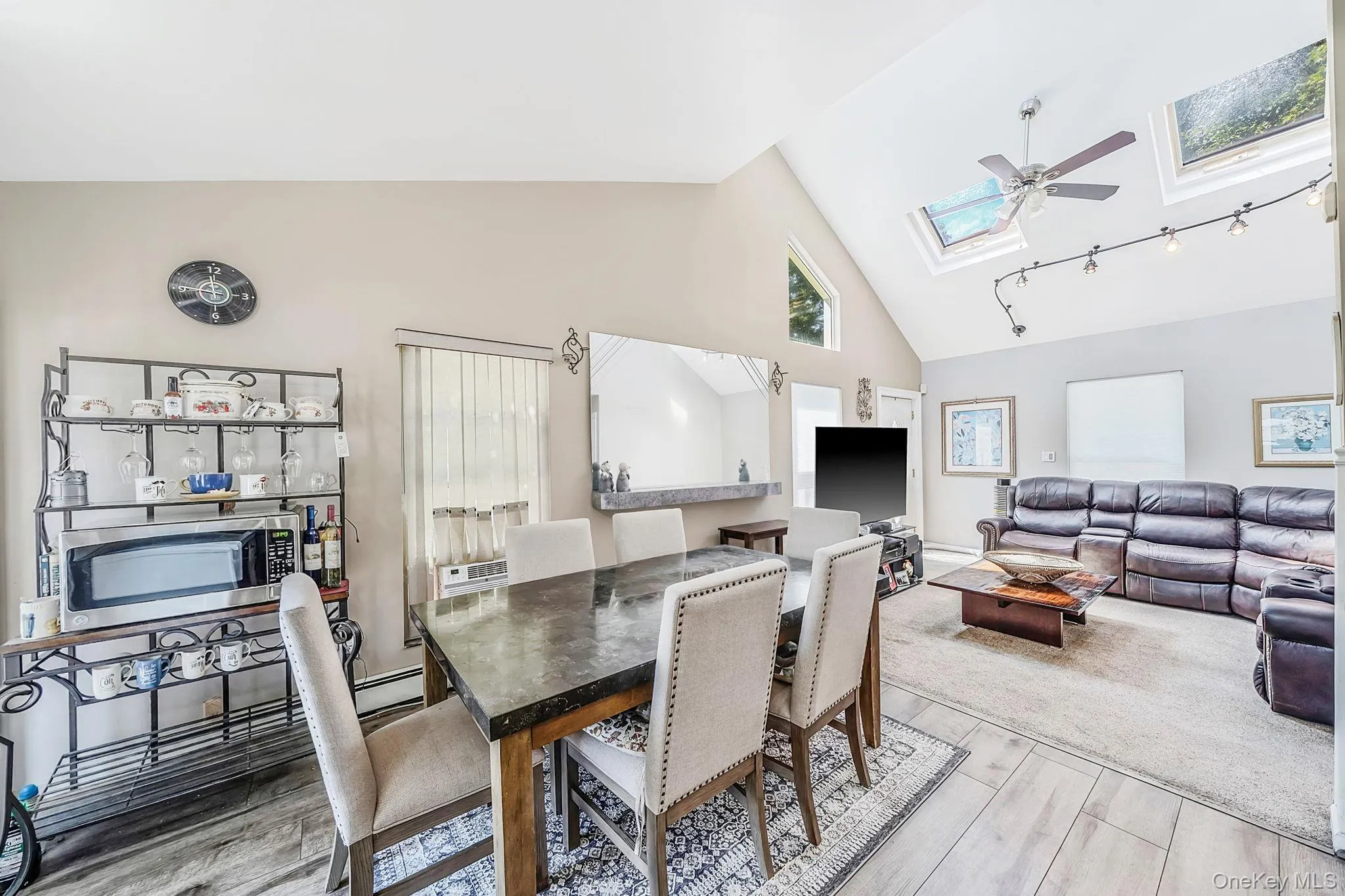 7 Wellwood Drive, Brookhaven, NY, 3 Bedrooms Bedrooms, 5 Rooms Rooms,1 BathroomBathrooms,Residential,For Rent,Wellwood,0,1044617 7 Wellwood Drive, Brookhaven, NY, 3 Bedrooms Bedrooms, 5 Rooms Rooms,1 BathroomBathrooms,Residential,For Rent,Wellwood,0,1044617
