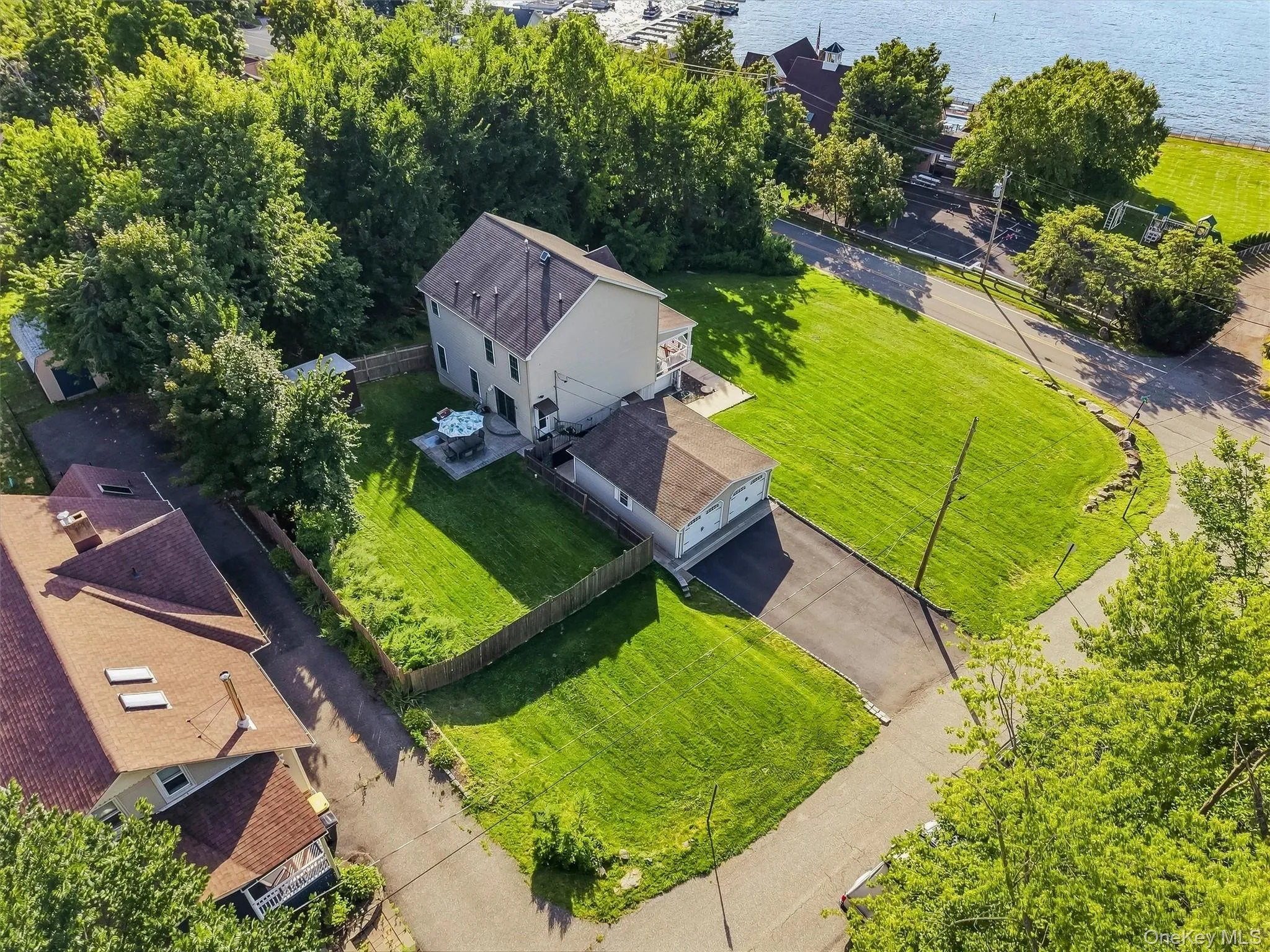 6 Shore Road, Warwick (town), NY, 3 Bedrooms Bedrooms, 9 Rooms Rooms,2 BathroomsBathrooms,Residential,For Rent,Shore,0,1044625 6 Shore Road, Warwick (town), NY, 3 Bedrooms Bedrooms, 9 Rooms Rooms,2 BathroomsBathrooms,Residential,For Rent,Shore,0,1044625