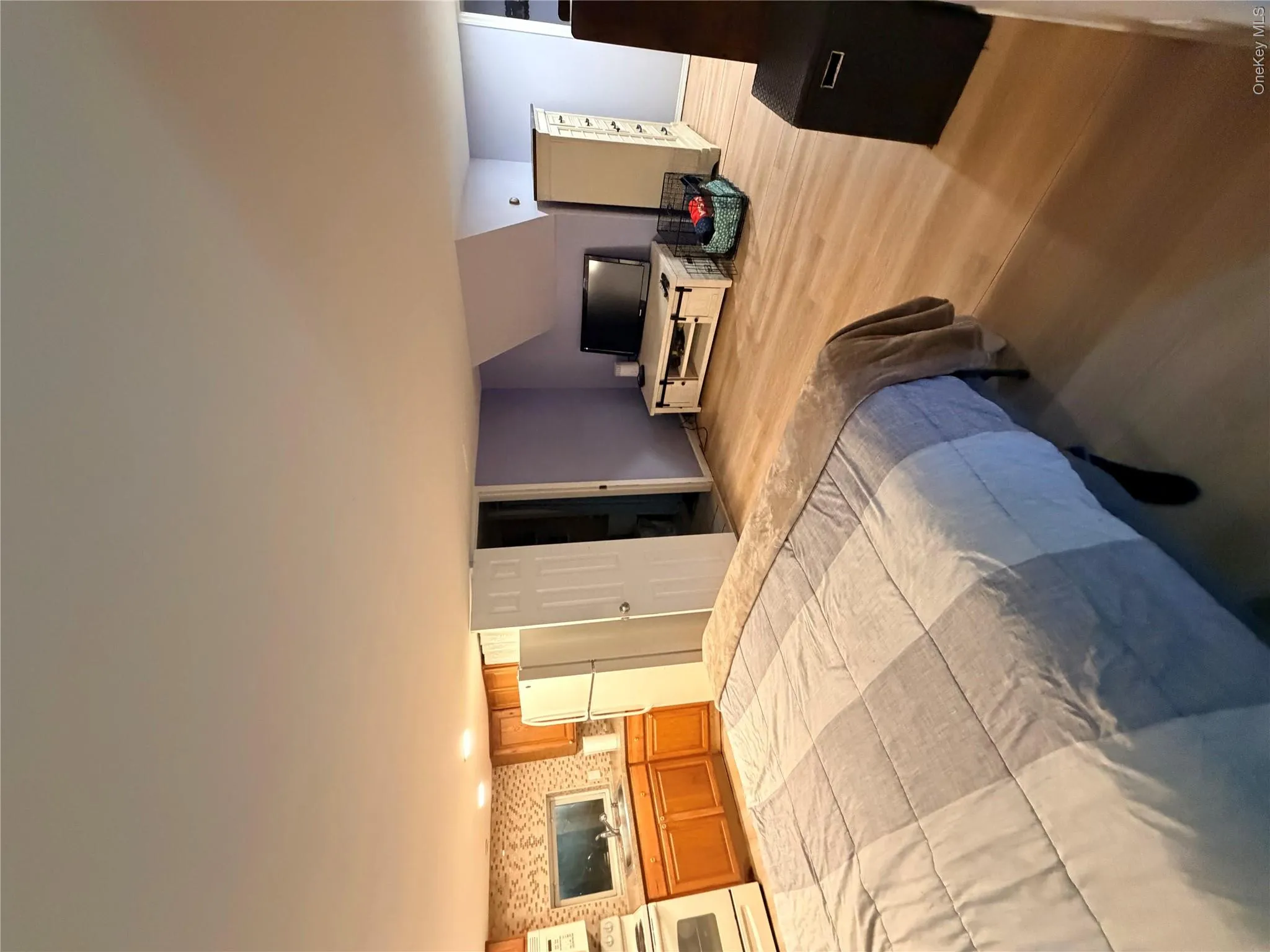 same room same room