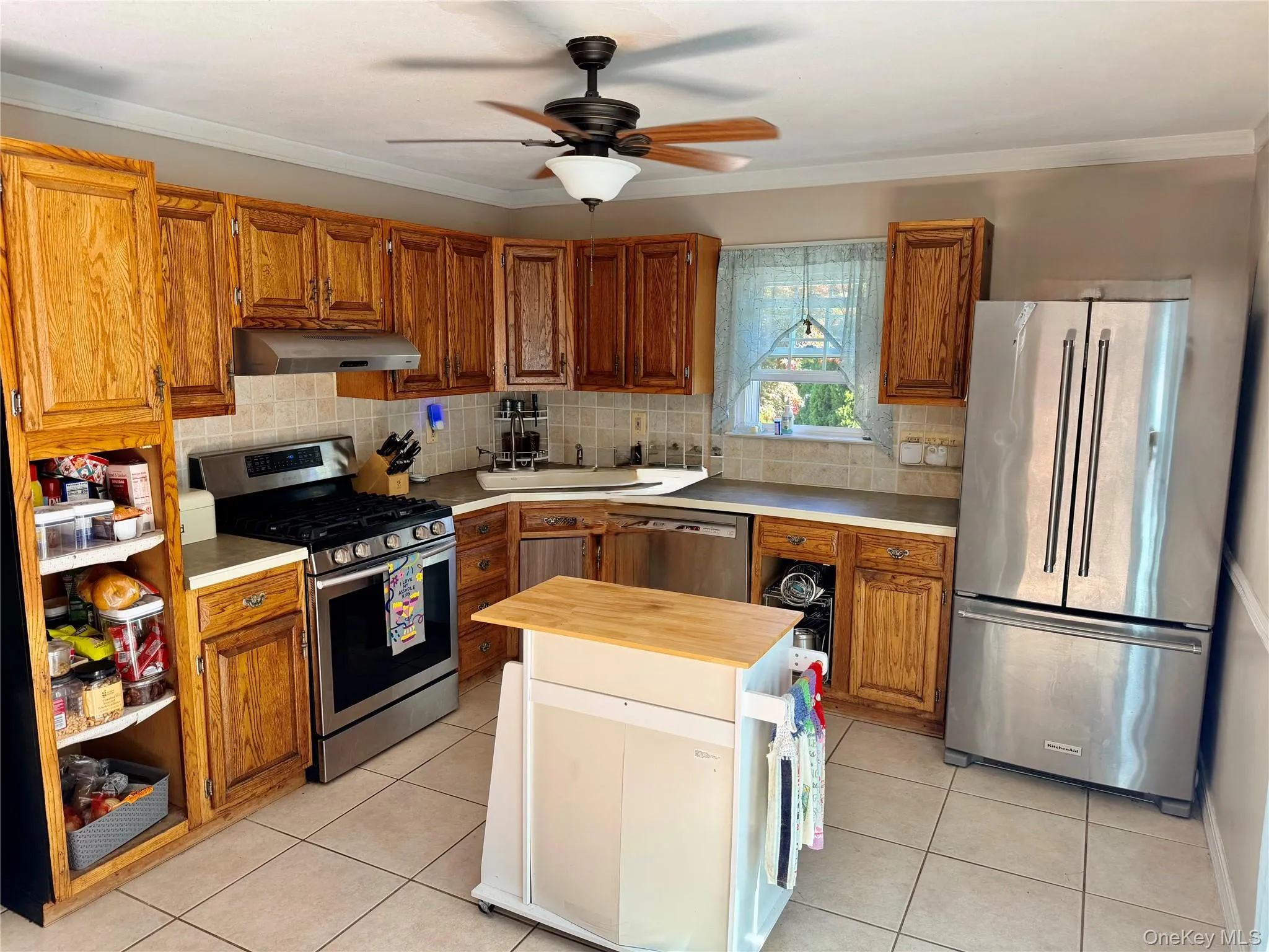 Big eat in kitchen Big eat in kitchen