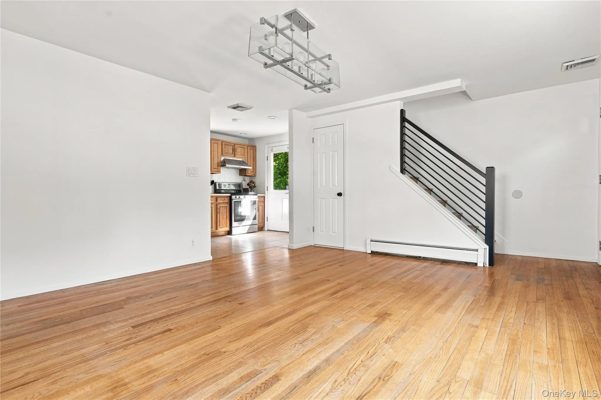 8 Loran Court, Clarkstown, NY, 3 Bedrooms Bedrooms, 10 Rooms Rooms,2 BathroomsBathrooms,Residential,For Rent,Loran,0,1044629 8 Loran Court, Clarkstown, NY, 3 Bedrooms Bedrooms, 10 Rooms Rooms,2 BathroomsBathrooms,Residential,For Rent,Loran,0,1044629