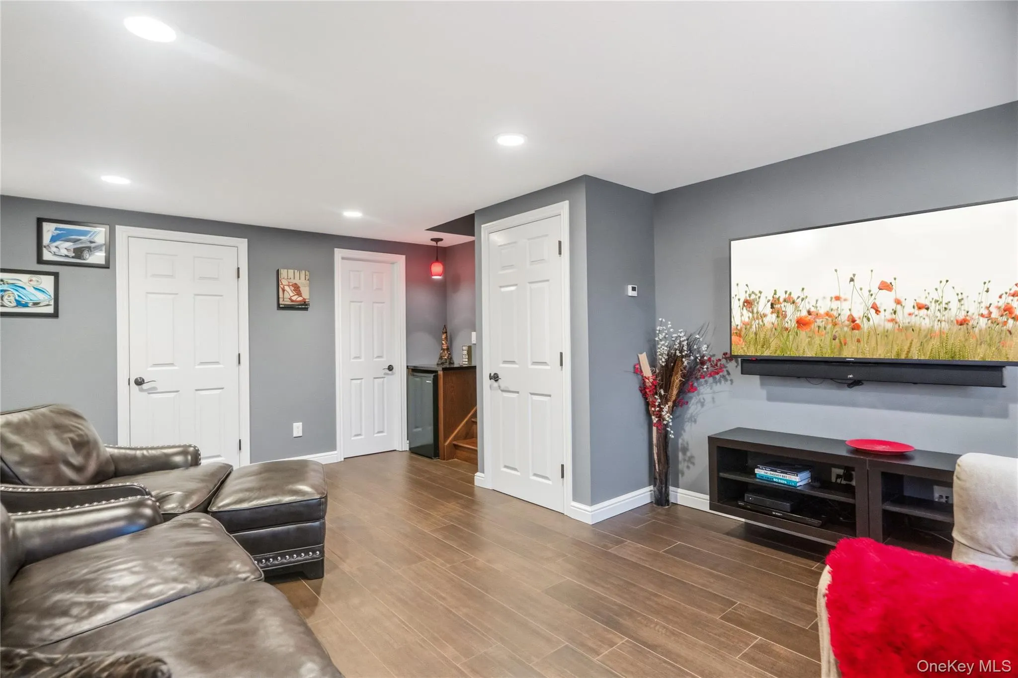 118 Chester Avenue, Oyster Bay, NY, 5 Bedrooms Bedrooms, 10 Rooms Rooms,2 BathroomsBathrooms,Residential,For Rent,Chester,0,1044633 118 Chester Avenue, Oyster Bay, NY, 5 Bedrooms Bedrooms, 10 Rooms Rooms,2 BathroomsBathrooms,Residential,For Rent,Chester,0,1044633