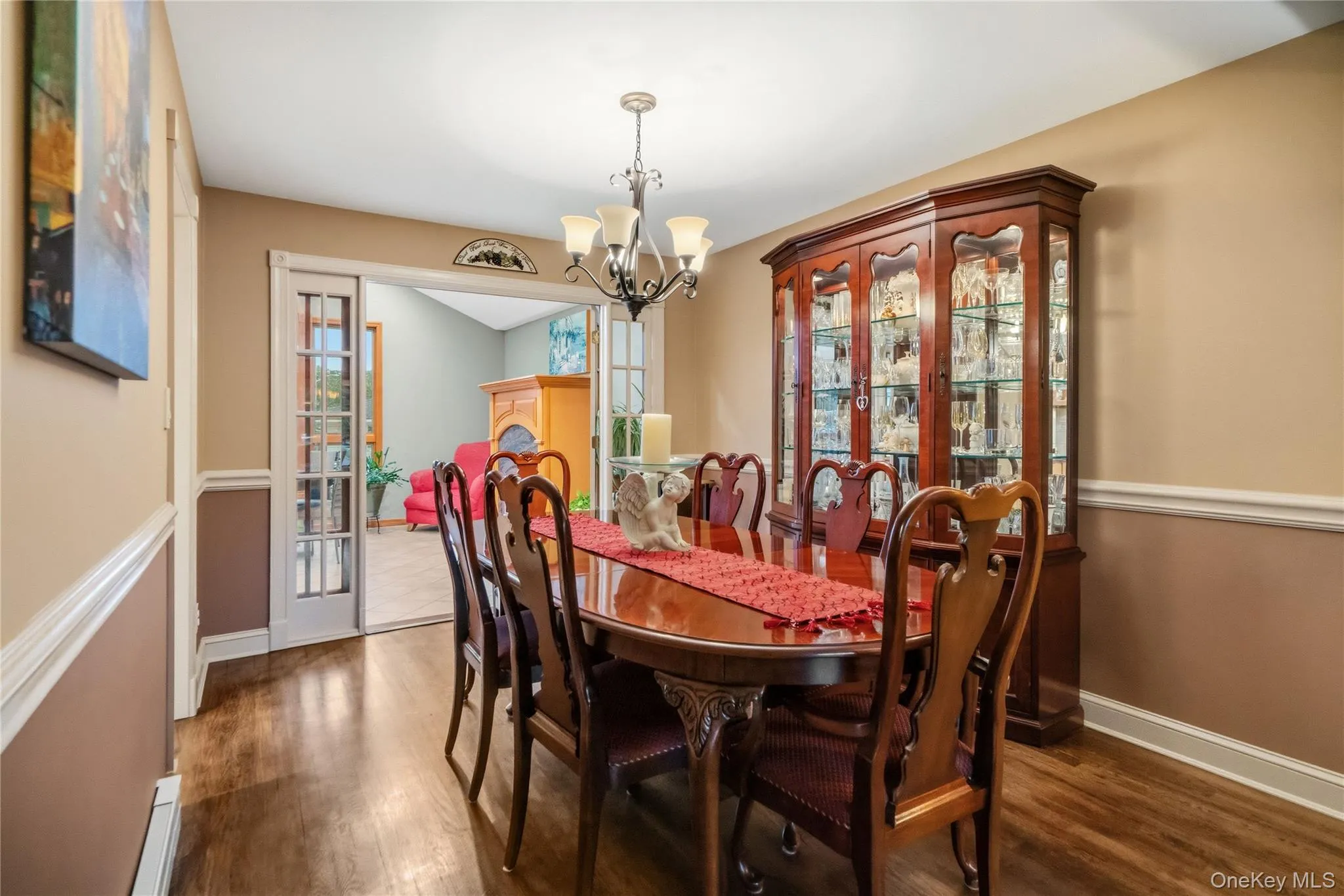 118 Chester Avenue, Oyster Bay, NY, 5 Bedrooms Bedrooms, 10 Rooms Rooms,2 BathroomsBathrooms,Residential,For Rent,Chester,0,1044633 118 Chester Avenue, Oyster Bay, NY, 5 Bedrooms Bedrooms, 10 Rooms Rooms,2 BathroomsBathrooms,Residential,For Rent,Chester,0,1044633