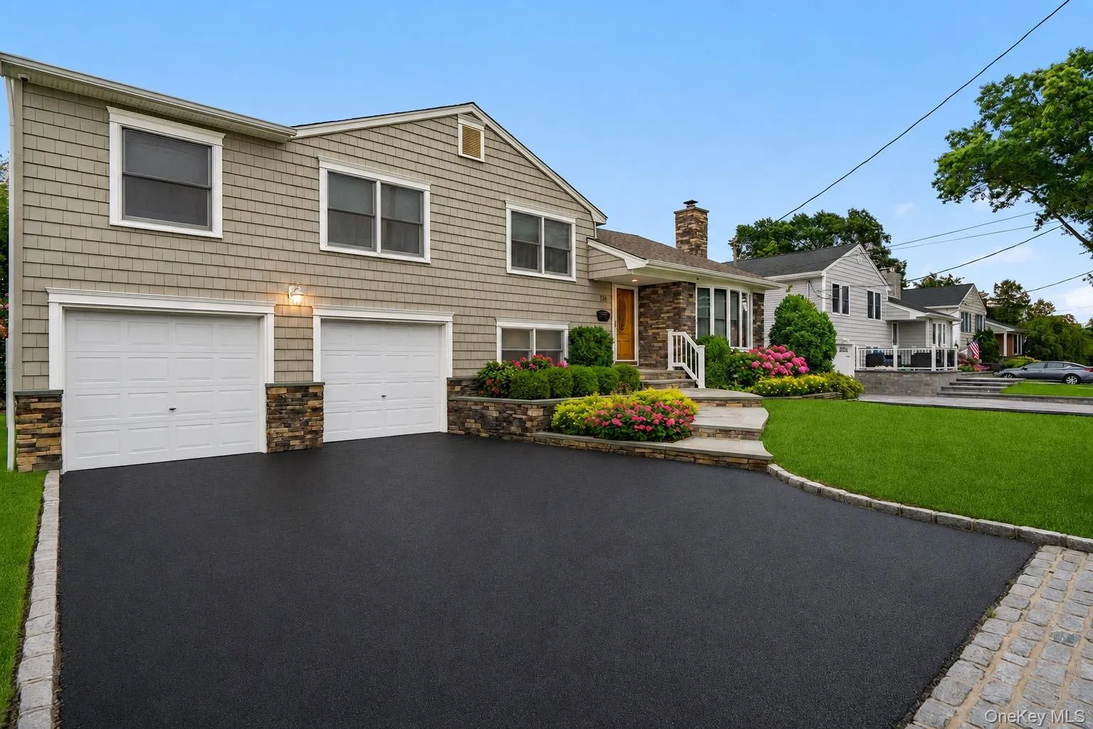 118 Chester Avenue, Oyster Bay, NY, 5 Bedrooms Bedrooms, 10 Rooms Rooms,2 BathroomsBathrooms,Residential,For Rent,Chester,0,1044633 118 Chester Avenue, Oyster Bay, NY, 5 Bedrooms Bedrooms, 10 Rooms Rooms,2 BathroomsBathrooms,Residential,For Rent,Chester,0,1044633