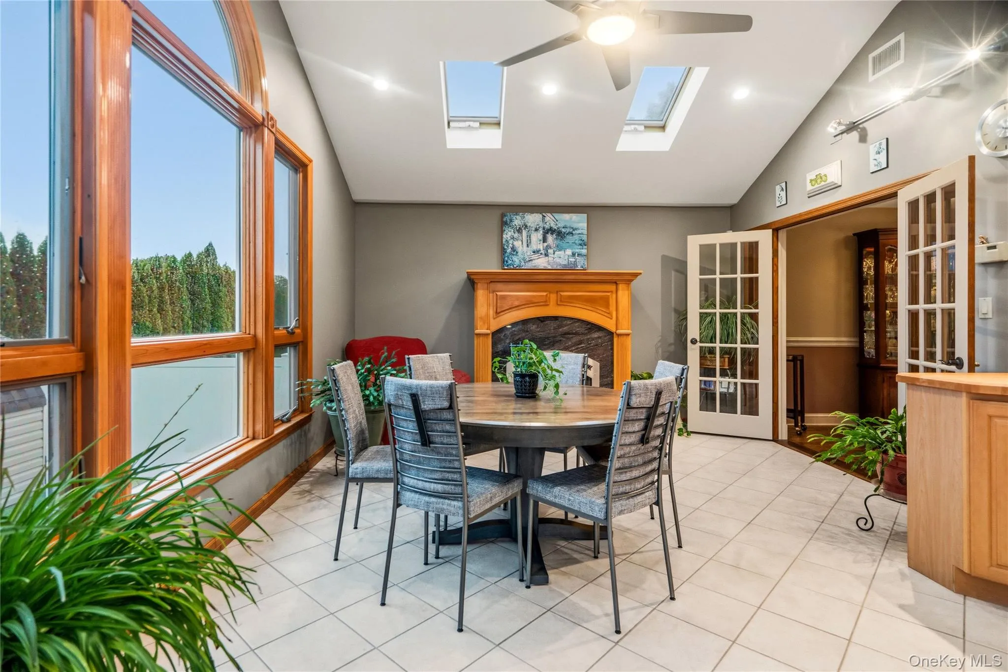 118 Chester Avenue, Oyster Bay, NY, 5 Bedrooms Bedrooms, 10 Rooms Rooms,2 BathroomsBathrooms,Residential,For Rent,Chester,0,1044633 118 Chester Avenue, Oyster Bay, NY, 5 Bedrooms Bedrooms, 10 Rooms Rooms,2 BathroomsBathrooms,Residential,For Rent,Chester,0,1044633