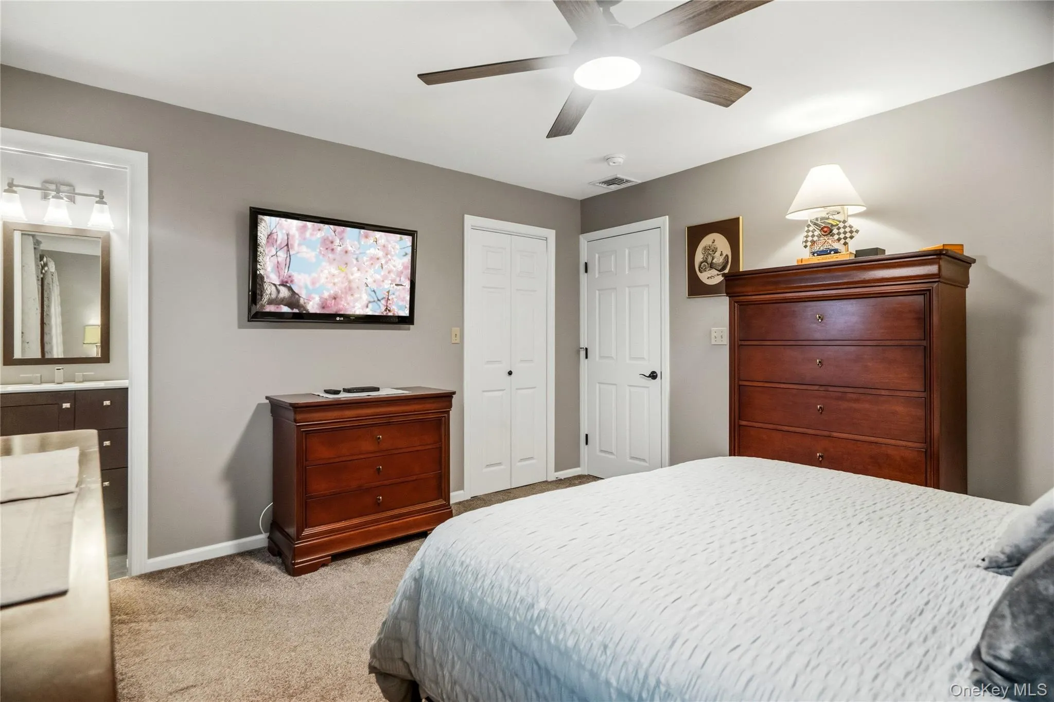 118 Chester Avenue, Oyster Bay, NY, 5 Bedrooms Bedrooms, 10 Rooms Rooms,2 BathroomsBathrooms,Residential,For Rent,Chester,0,1044633 118 Chester Avenue, Oyster Bay, NY, 5 Bedrooms Bedrooms, 10 Rooms Rooms,2 BathroomsBathrooms,Residential,For Rent,Chester,0,1044633