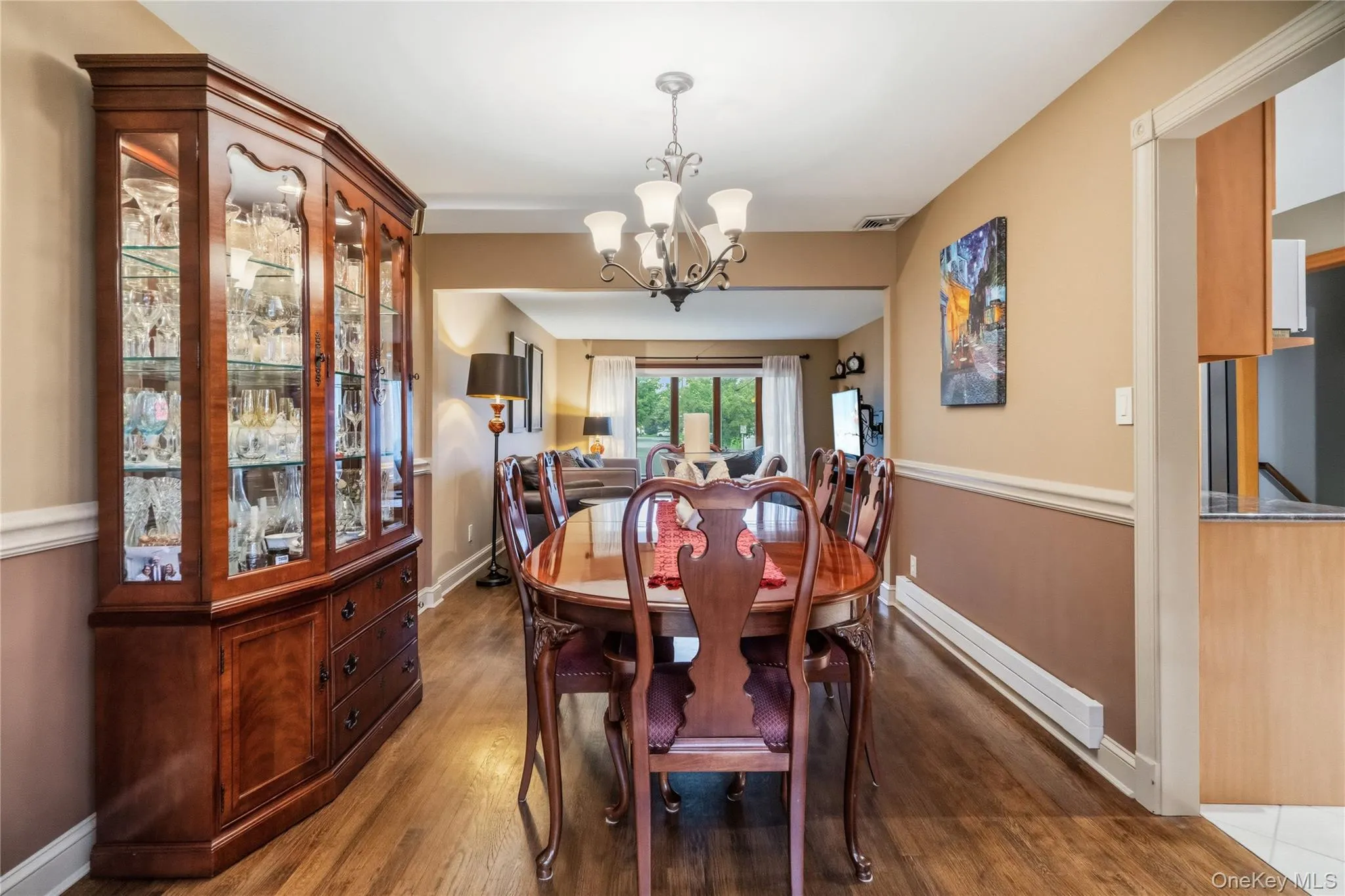 118 Chester Avenue, Oyster Bay, NY, 5 Bedrooms Bedrooms, 10 Rooms Rooms,2 BathroomsBathrooms,Residential,For Rent,Chester,0,1044633 118 Chester Avenue, Oyster Bay, NY, 5 Bedrooms Bedrooms, 10 Rooms Rooms,2 BathroomsBathrooms,Residential,For Rent,Chester,0,1044633