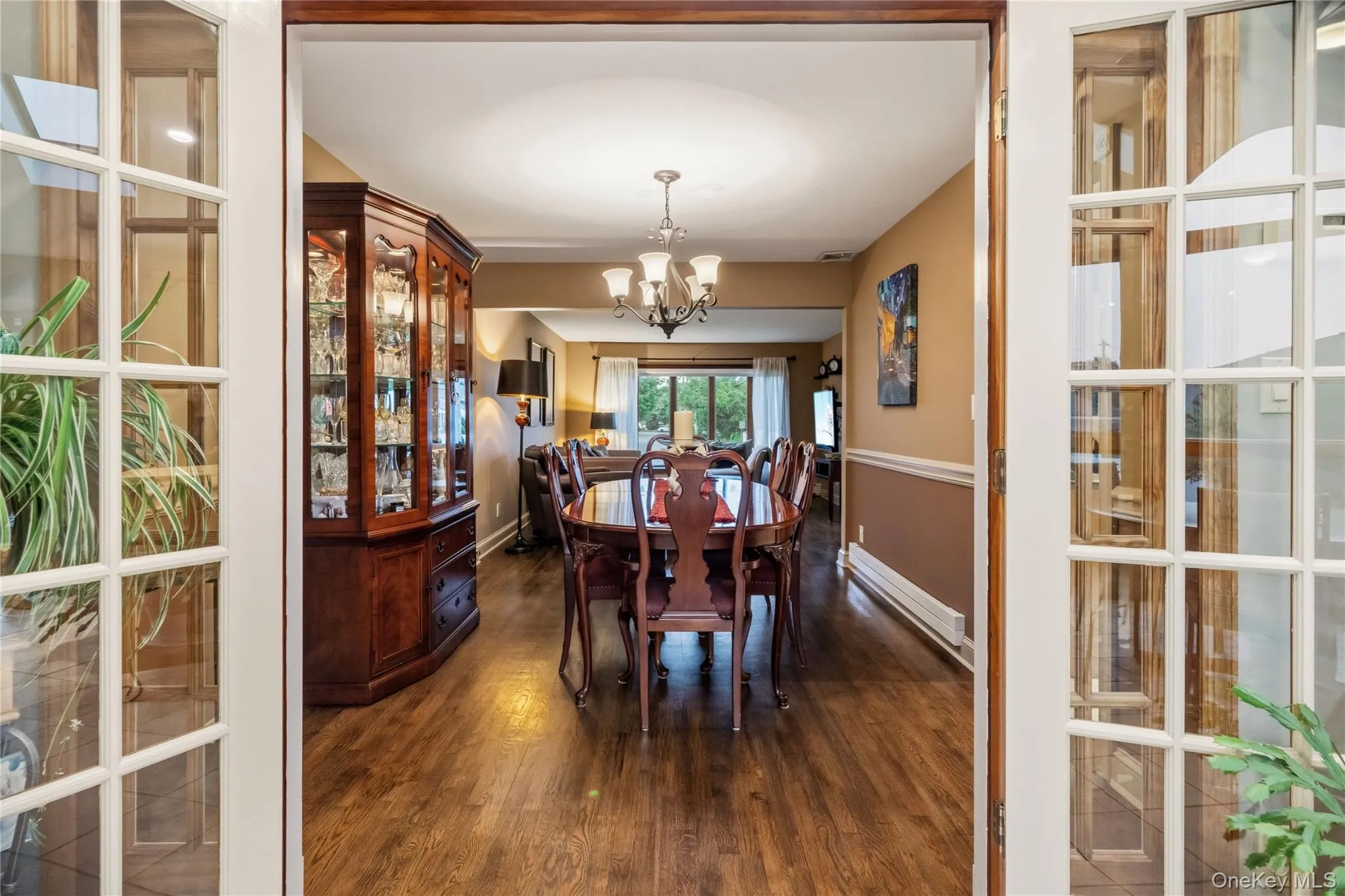 118 Chester Avenue, Oyster Bay, NY, 5 Bedrooms Bedrooms, 10 Rooms Rooms,2 BathroomsBathrooms,Residential,For Rent,Chester,0,1044633 118 Chester Avenue, Oyster Bay, NY, 5 Bedrooms Bedrooms, 10 Rooms Rooms,2 BathroomsBathrooms,Residential,For Rent,Chester,0,1044633