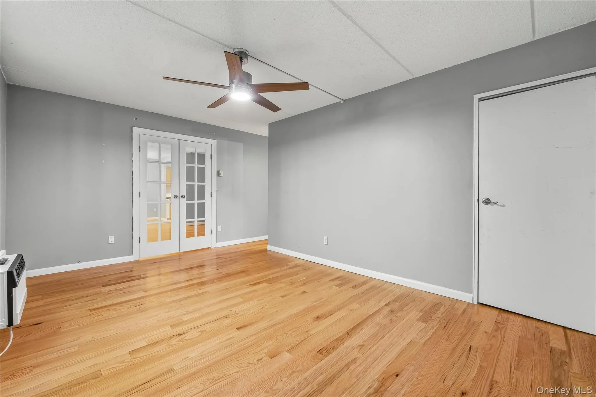 130 Colonial Parkway, Yonkers, NY, 2 Bedrooms Bedrooms, 5 Rooms Rooms,2 BathroomsBathrooms,Residential,For Rent,Colonial,0,1044635 130 Colonial Parkway, Yonkers, NY, 2 Bedrooms Bedrooms, 5 Rooms Rooms,2 BathroomsBathrooms,Residential,For Rent,Colonial,0,1044635