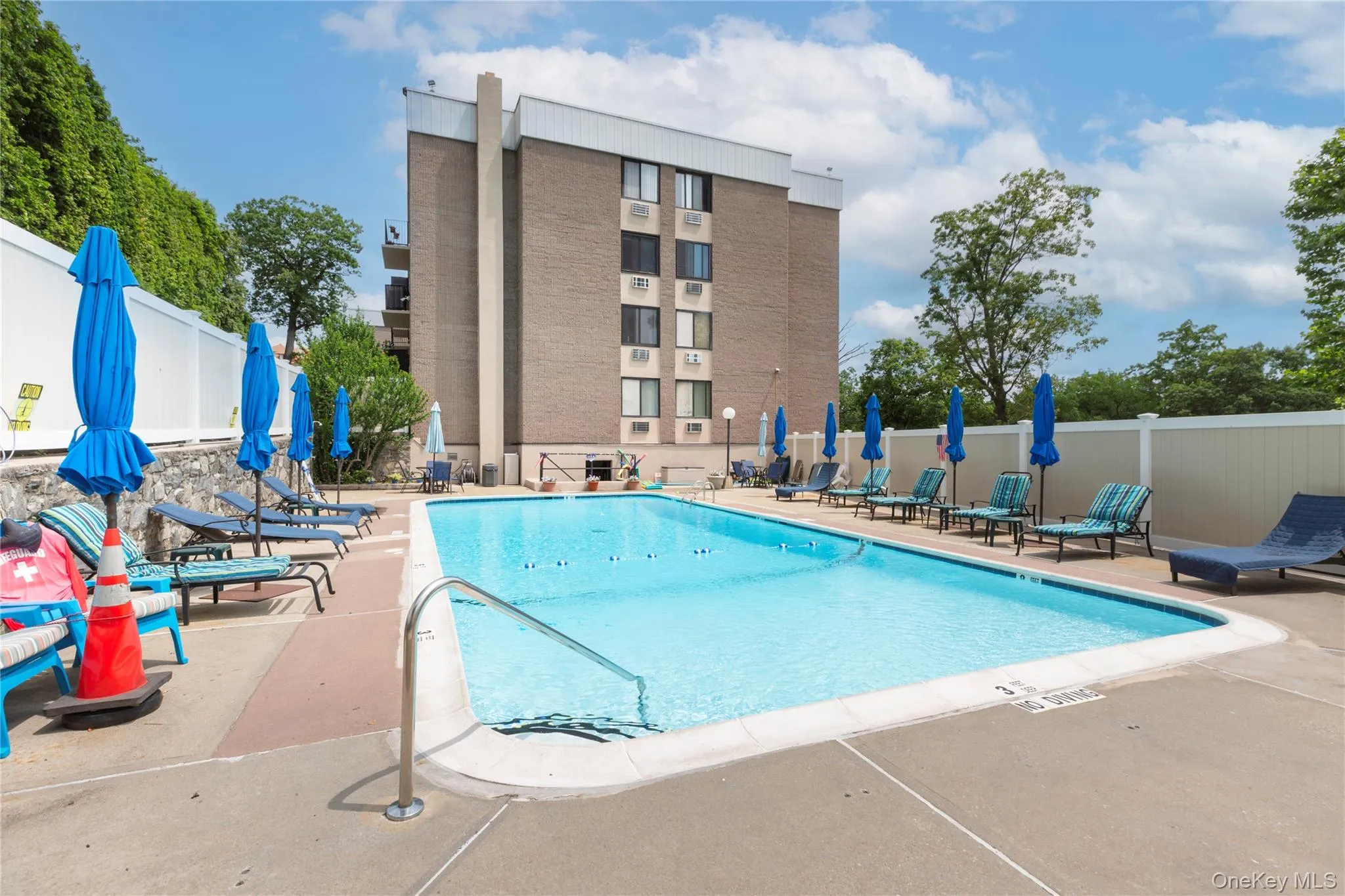 130 Colonial Parkway, Yonkers, NY, 2 Bedrooms Bedrooms, 5 Rooms Rooms,2 BathroomsBathrooms,Residential,For Rent,Colonial,0,1044635 130 Colonial Parkway, Yonkers, NY, 2 Bedrooms Bedrooms, 5 Rooms Rooms,2 BathroomsBathrooms,Residential,For Rent,Colonial,0,1044635