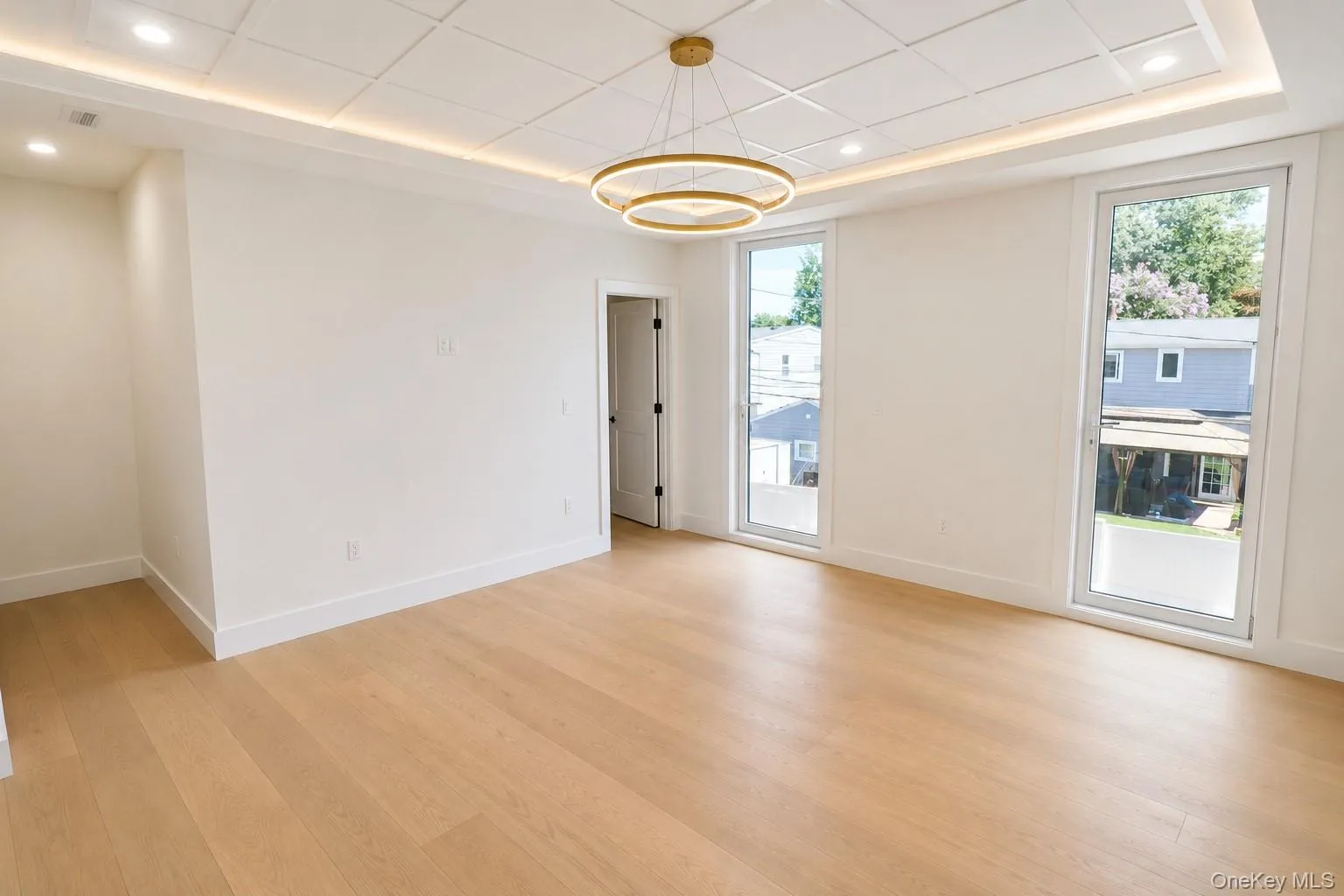 23 Mistletoe Lane, Hempstead, NY, 5 Bedrooms Bedrooms, 12 Rooms Rooms,5 BathroomsBathrooms,Residential,For Rent,Mistletoe,0,1044636 23 Mistletoe Lane, Hempstead, NY, 5 Bedrooms Bedrooms, 12 Rooms Rooms,5 BathroomsBathrooms,Residential,For Rent,Mistletoe,0,1044636