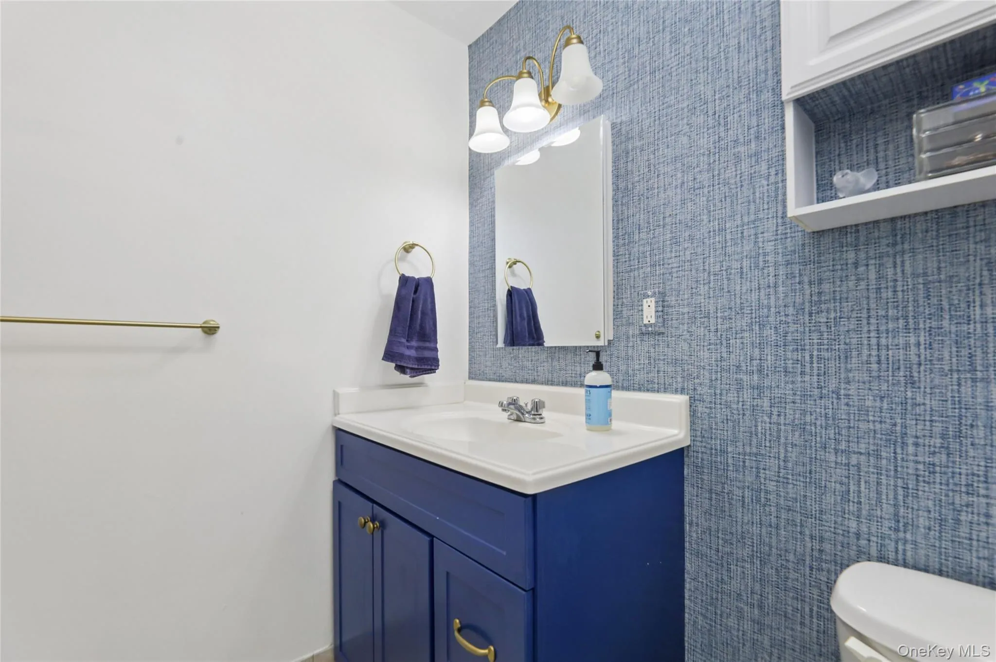 2 Church Lane, Clarkstown, NY, 2 Bedrooms Bedrooms, 5 Rooms Rooms,1 BathroomBathrooms,Residential,For Rent,Church,0,1044639 2 Church Lane, Clarkstown, NY, 2 Bedrooms Bedrooms, 5 Rooms Rooms,1 BathroomBathrooms,Residential,For Rent,Church,0,1044639