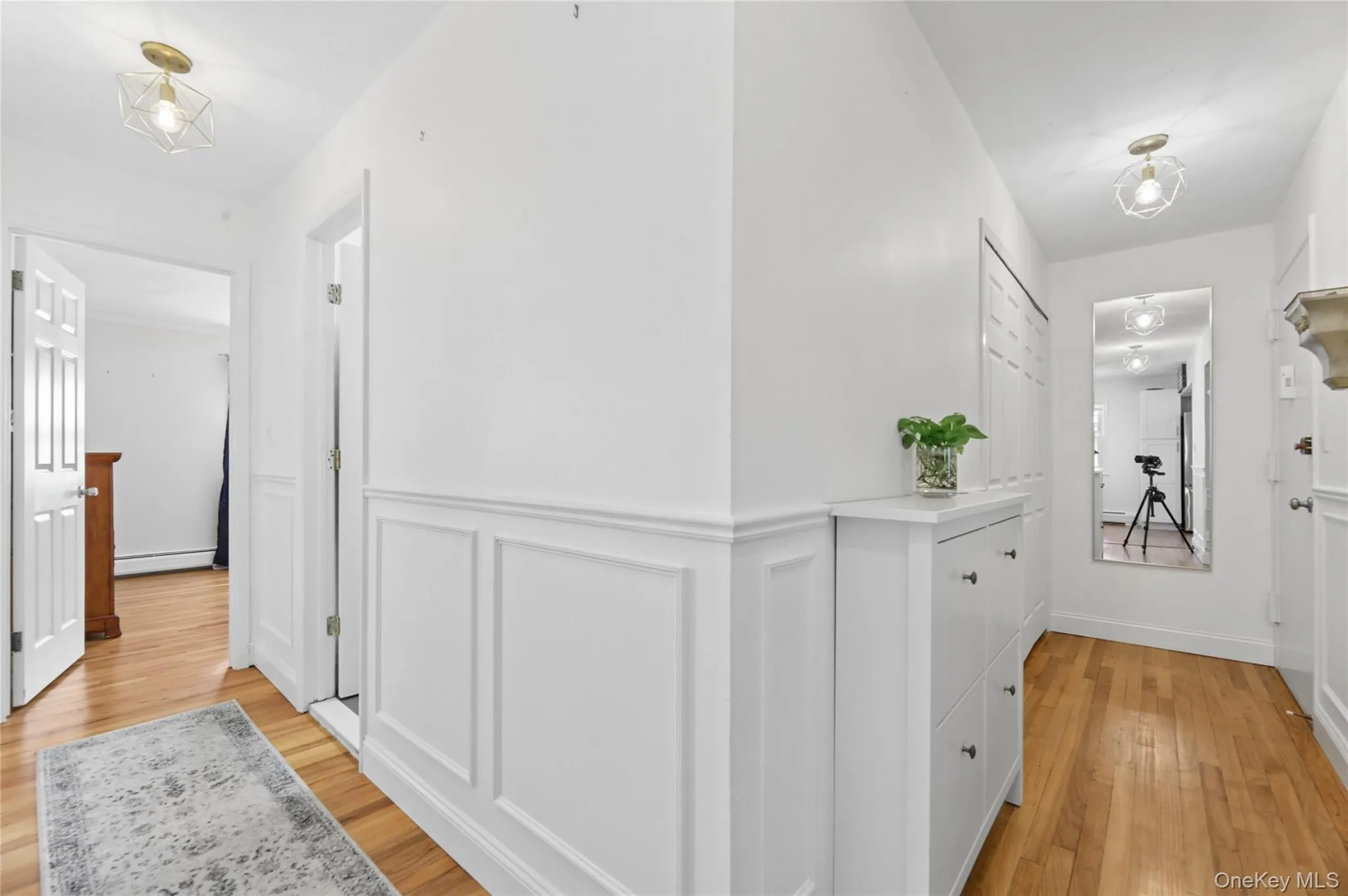 2 Church Lane, Clarkstown, NY, 2 Bedrooms Bedrooms, 5 Rooms Rooms,1 BathroomBathrooms,Residential,For Rent,Church,0,1044639 2 Church Lane, Clarkstown, NY, 2 Bedrooms Bedrooms, 5 Rooms Rooms,1 BathroomBathrooms,Residential,For Rent,Church,0,1044639