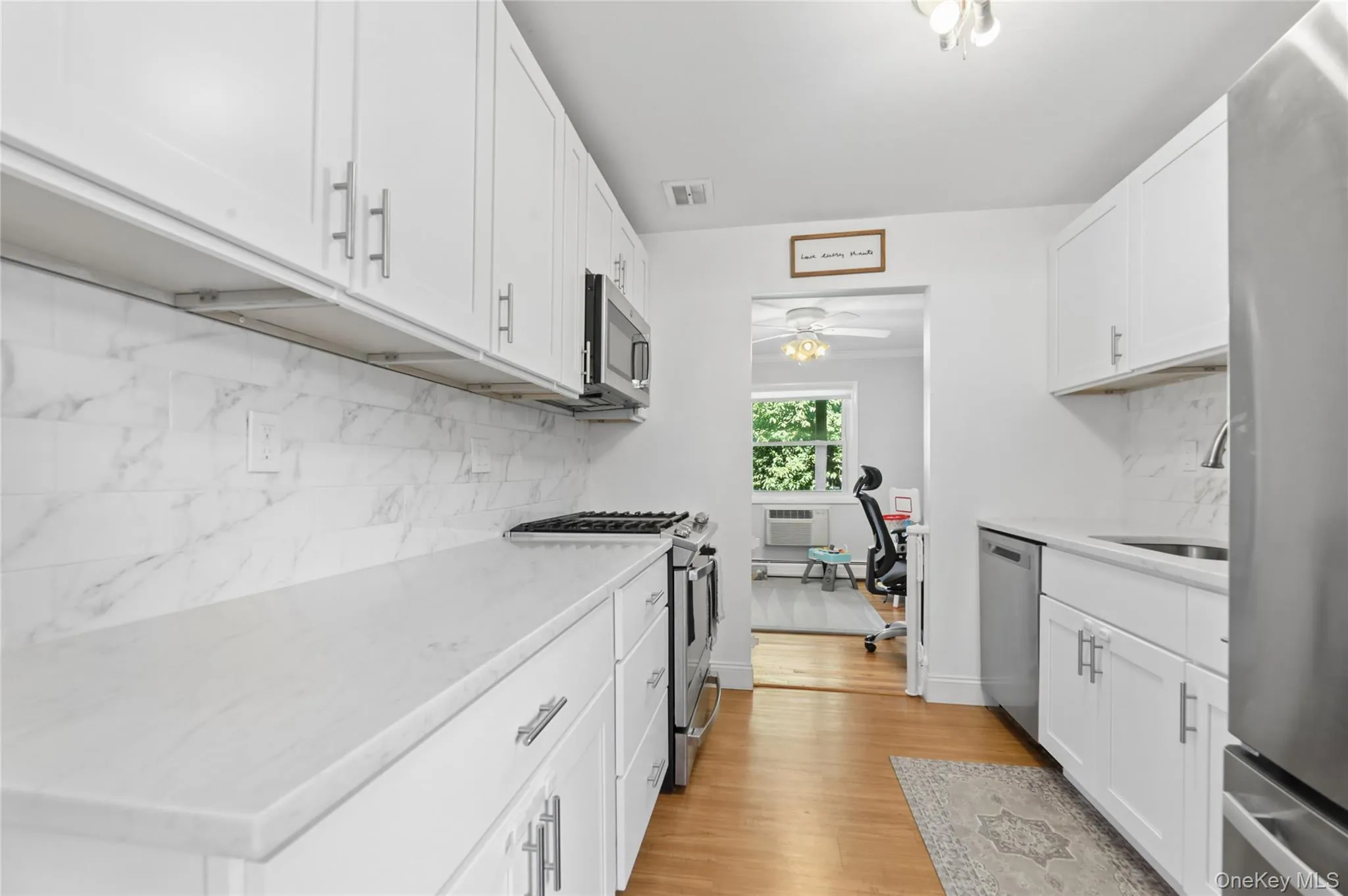 2 Church Lane, Clarkstown, NY, 2 Bedrooms Bedrooms, 5 Rooms Rooms,1 BathroomBathrooms,Residential,For Rent,Church,0,1044639 2 Church Lane, Clarkstown, NY, 2 Bedrooms Bedrooms, 5 Rooms Rooms,1 BathroomBathrooms,Residential,For Rent,Church,0,1044639