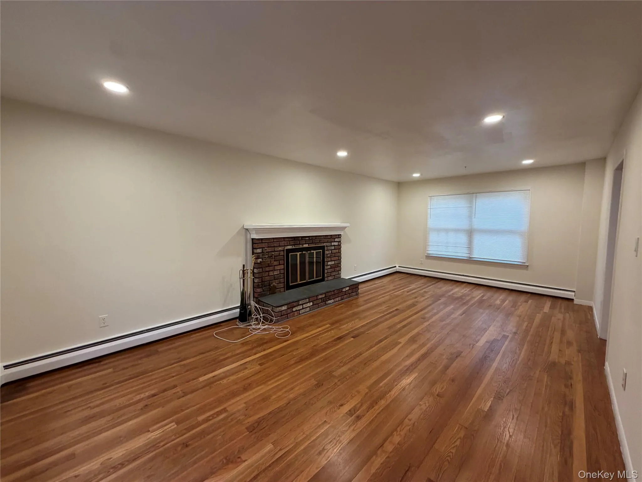 23 Jerome Road, Oyster Bay, NY, 4 Bedrooms Bedrooms, 9 Rooms Rooms,2 BathroomsBathrooms,Residential Lease,For Rent,Jerome,0,1044640 23 Jerome Road, Oyster Bay, NY, 4 Bedrooms Bedrooms, 9 Rooms Rooms,2 BathroomsBathrooms,Residential Lease,For Rent,Jerome,0,1044640