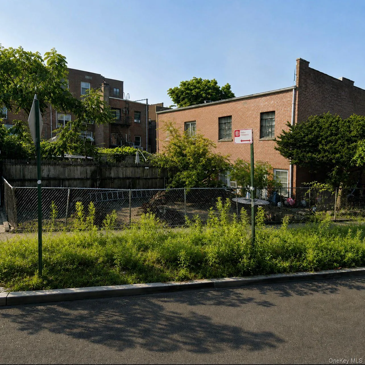 4805 Poyer Street, New York, NY, 5 Bedrooms Bedrooms, 10 Rooms Rooms,2 BathroomsBathrooms,Residential,For Rent,Poyer,0,1044641 4805 Poyer Street, New York, NY, 5 Bedrooms Bedrooms, 10 Rooms Rooms,2 BathroomsBathrooms,Residential,For Rent,Poyer,0,1044641