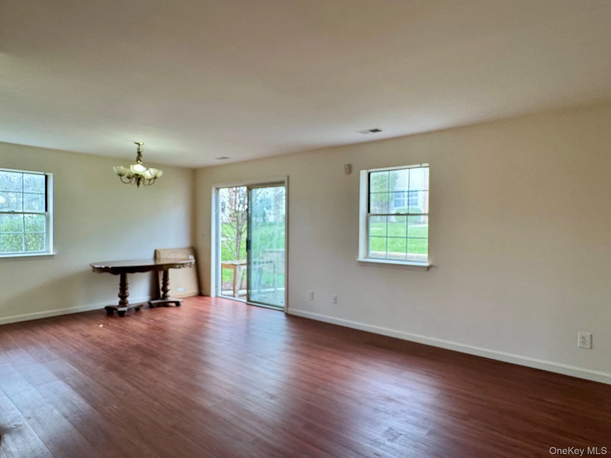 47 Brick Pond Road, Middletown, NY, 2 Bedrooms Bedrooms, 5 Rooms Rooms,1 BathroomBathrooms,Residential Lease,For Rent,Brick Pond,0,1044647 47 Brick Pond Road, Middletown, NY, 2 Bedrooms Bedrooms, 5 Rooms Rooms,1 BathroomBathrooms,Residential Lease,For Rent,Brick Pond,0,1044647