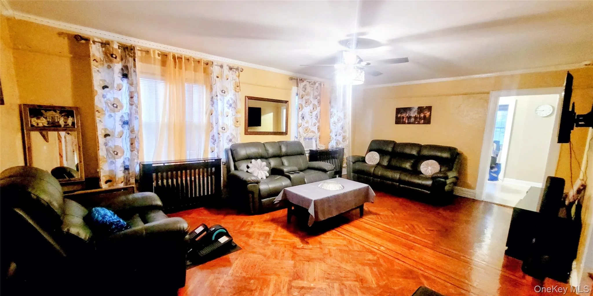 122-65 Nellis Street, New York, NY, 3 Bedrooms Bedrooms, 7 Rooms Rooms,2 BathroomsBathrooms,Residential,For Rent,Nellis,0,1044650 122-65 Nellis Street, New York, NY, 3 Bedrooms Bedrooms, 7 Rooms Rooms,2 BathroomsBathrooms,Residential,For Rent,Nellis,0,1044650